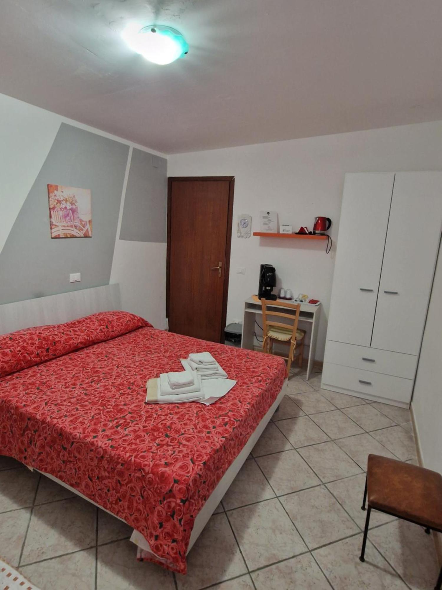 Le Stanze Di Aurora Bed & Breakfast