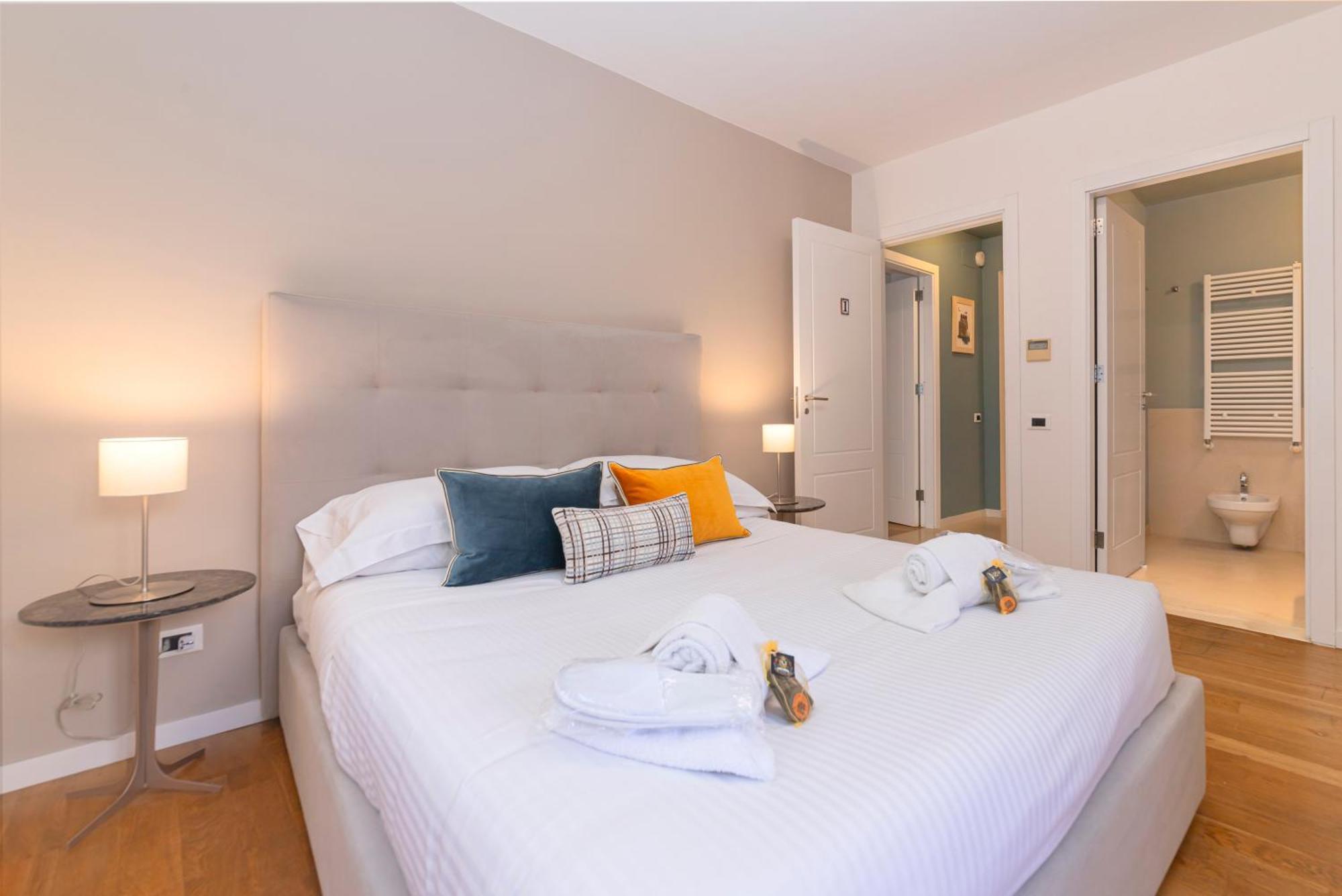 Moncada De Luna Exclusive Apartment