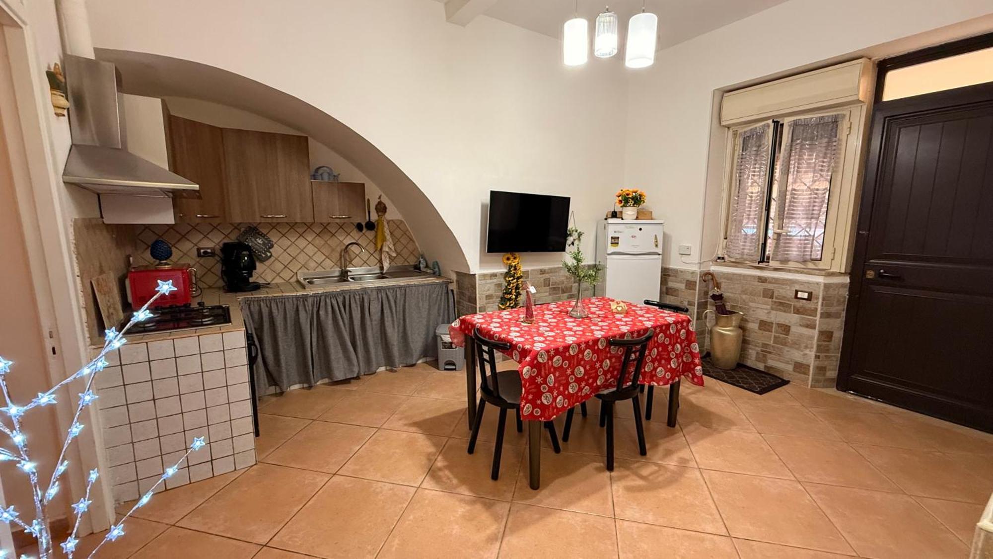 L' Arco Antico Apartment *