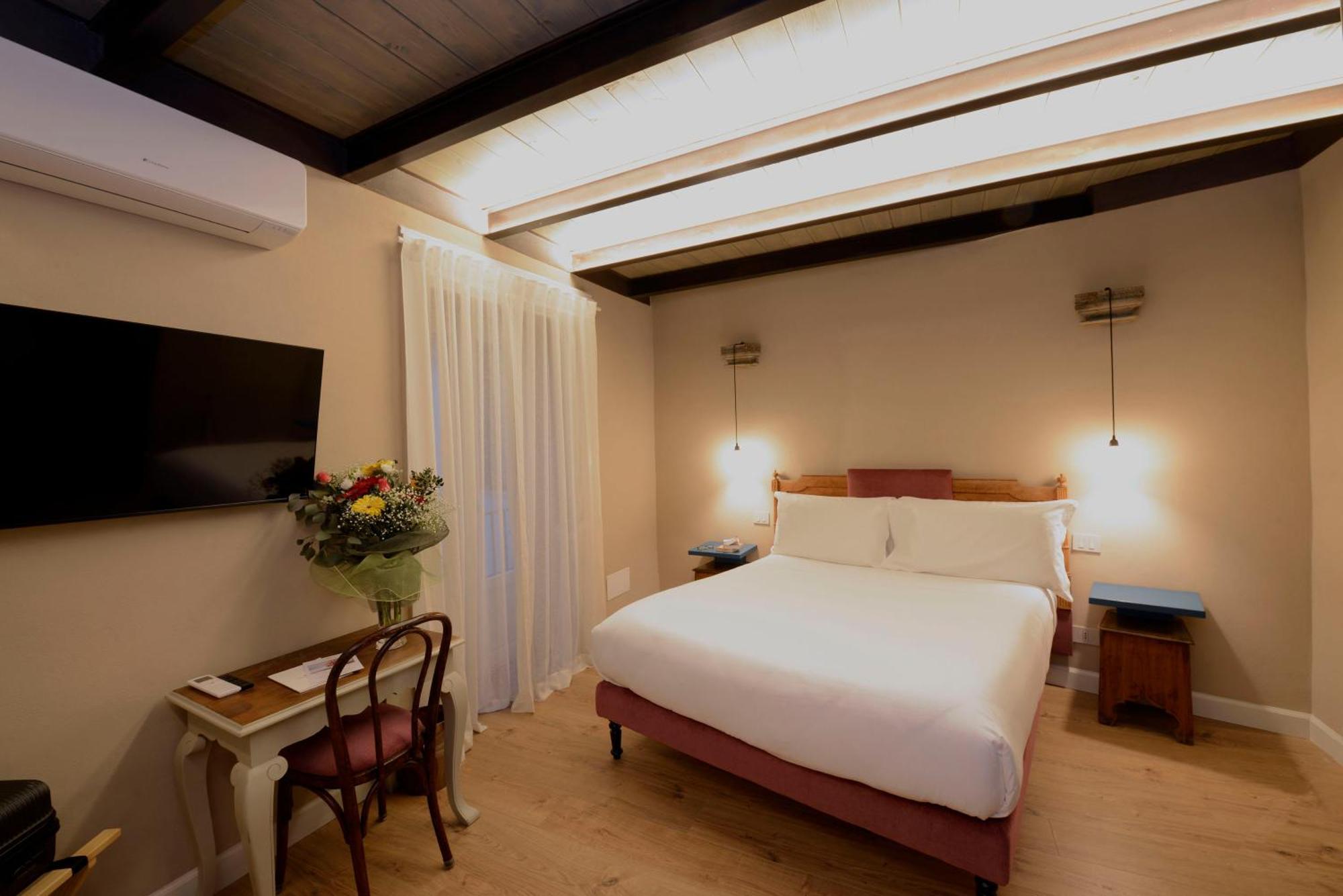 Heritage Collection Bed & Breakfast