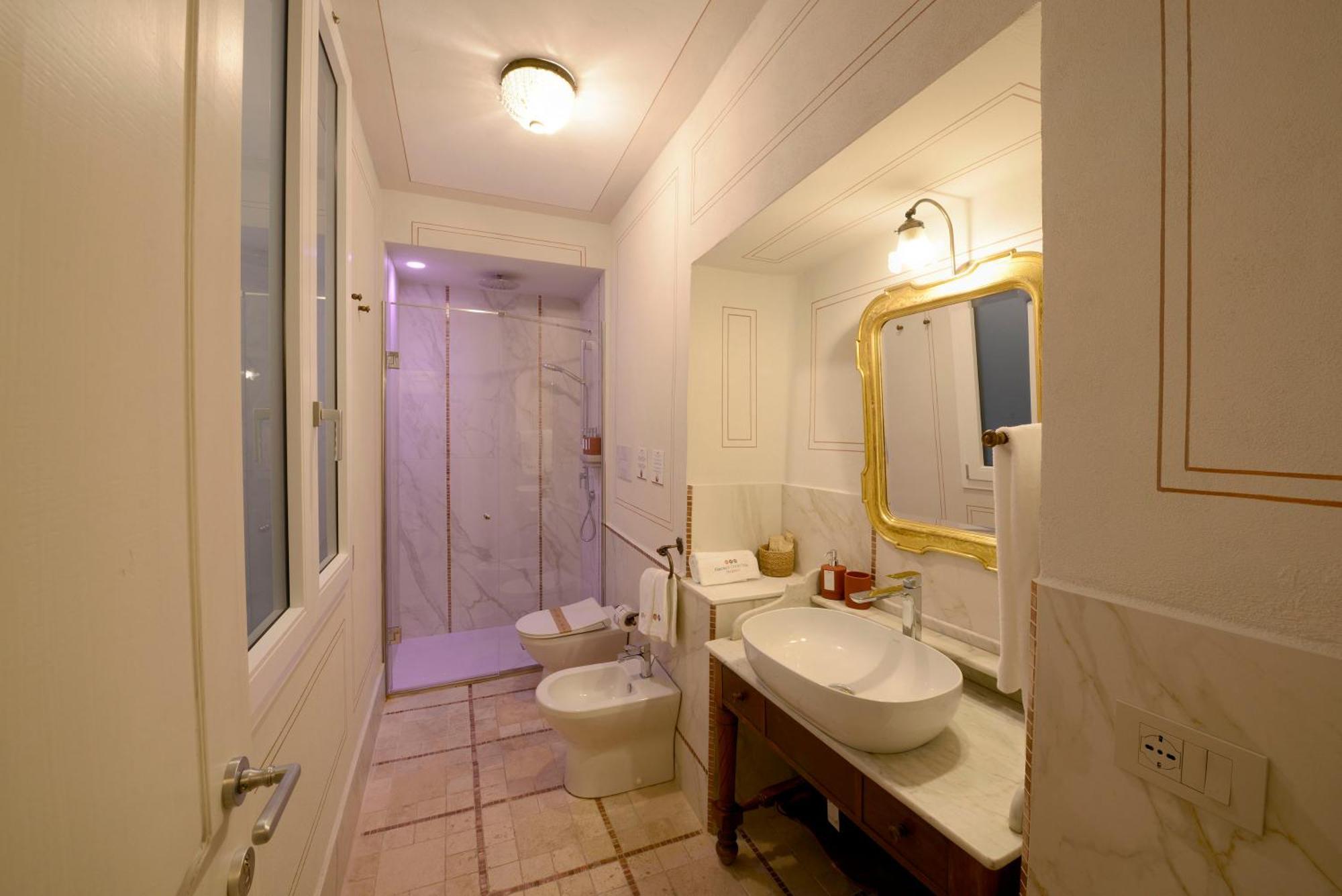 Heritage Collection Bed & Breakfast *