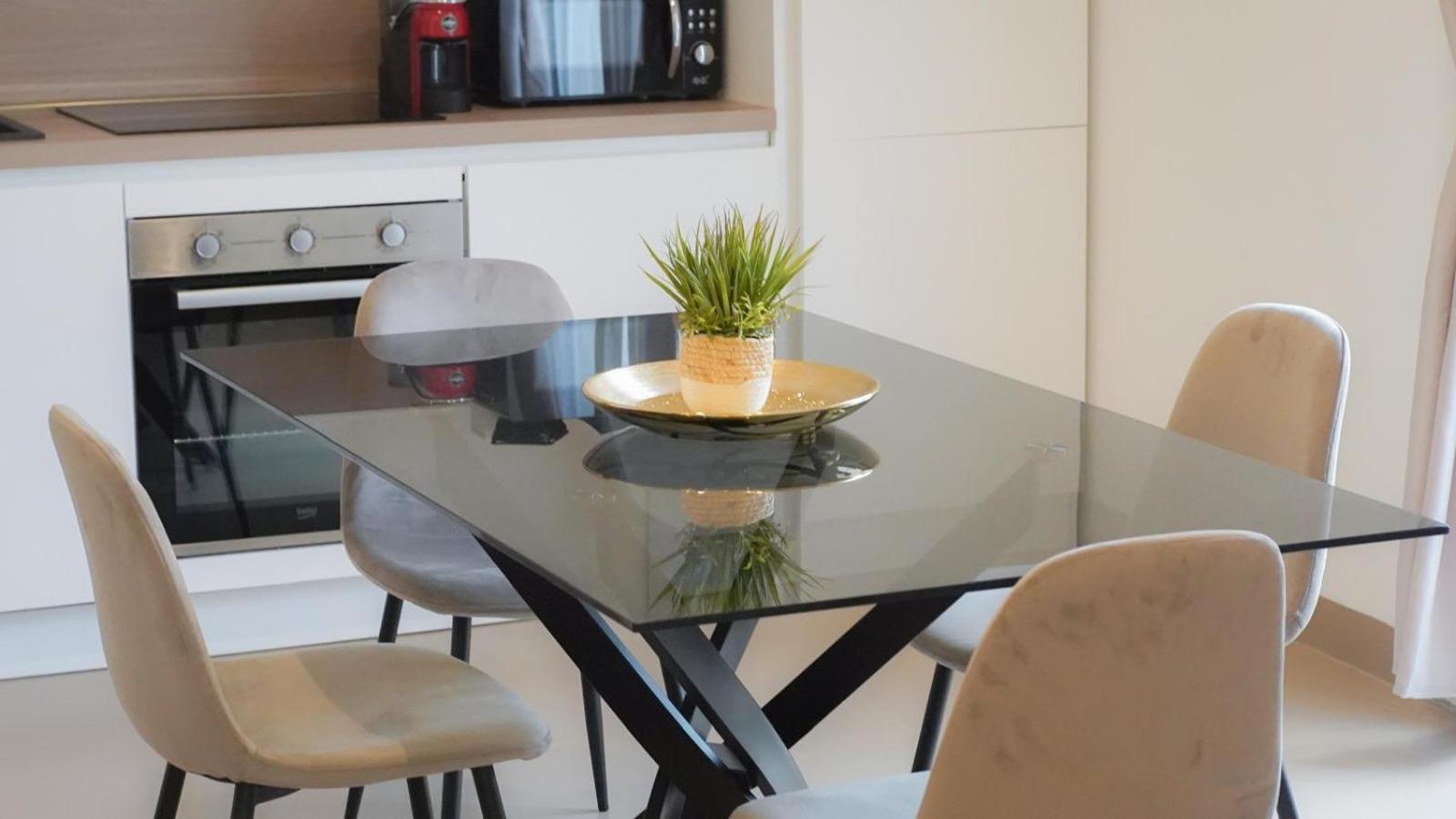 Marina Sea Apartments-seaside Boutique