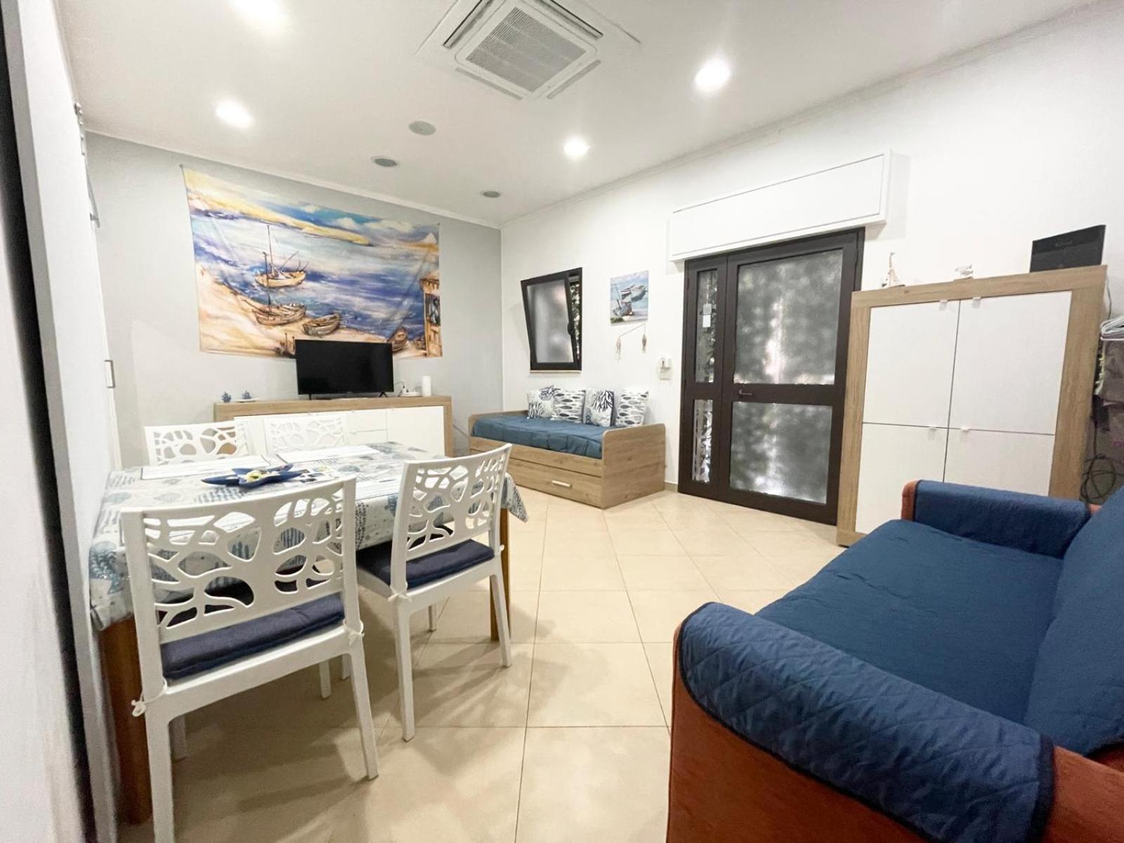 Holiday home Domus Rosaliae - *