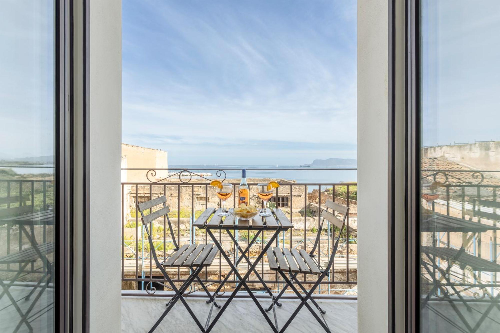 Sant'erasmo Luxury Apartment *