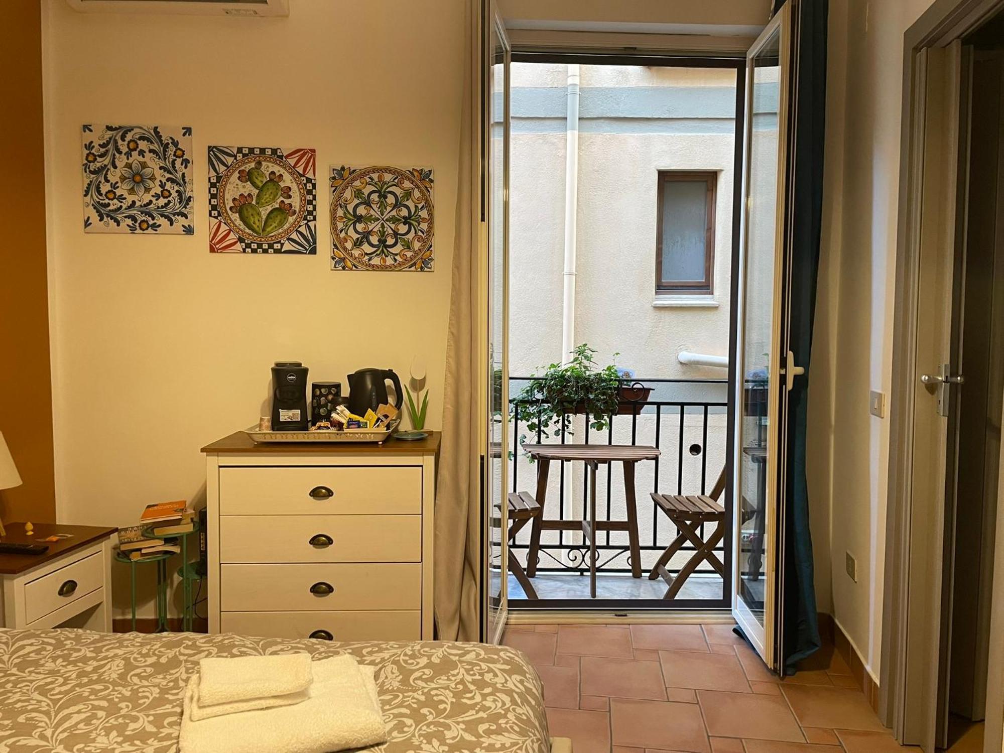 Punto Politeama Apartment *