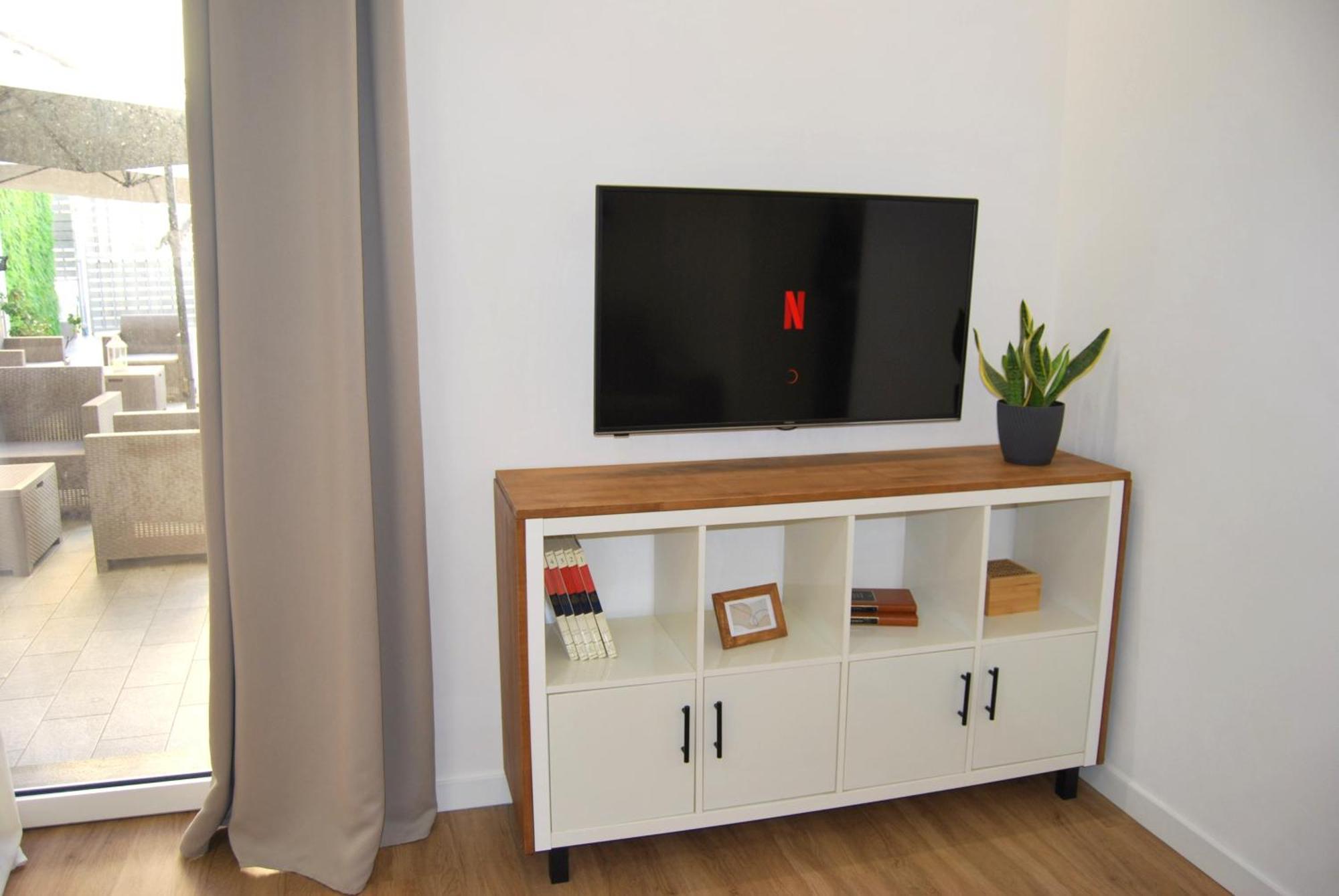 Apartment Rosato 1 - Moderno E Confortevole Con Spazio Esterno Tra Mondello E Il Centro Storico Palermo
