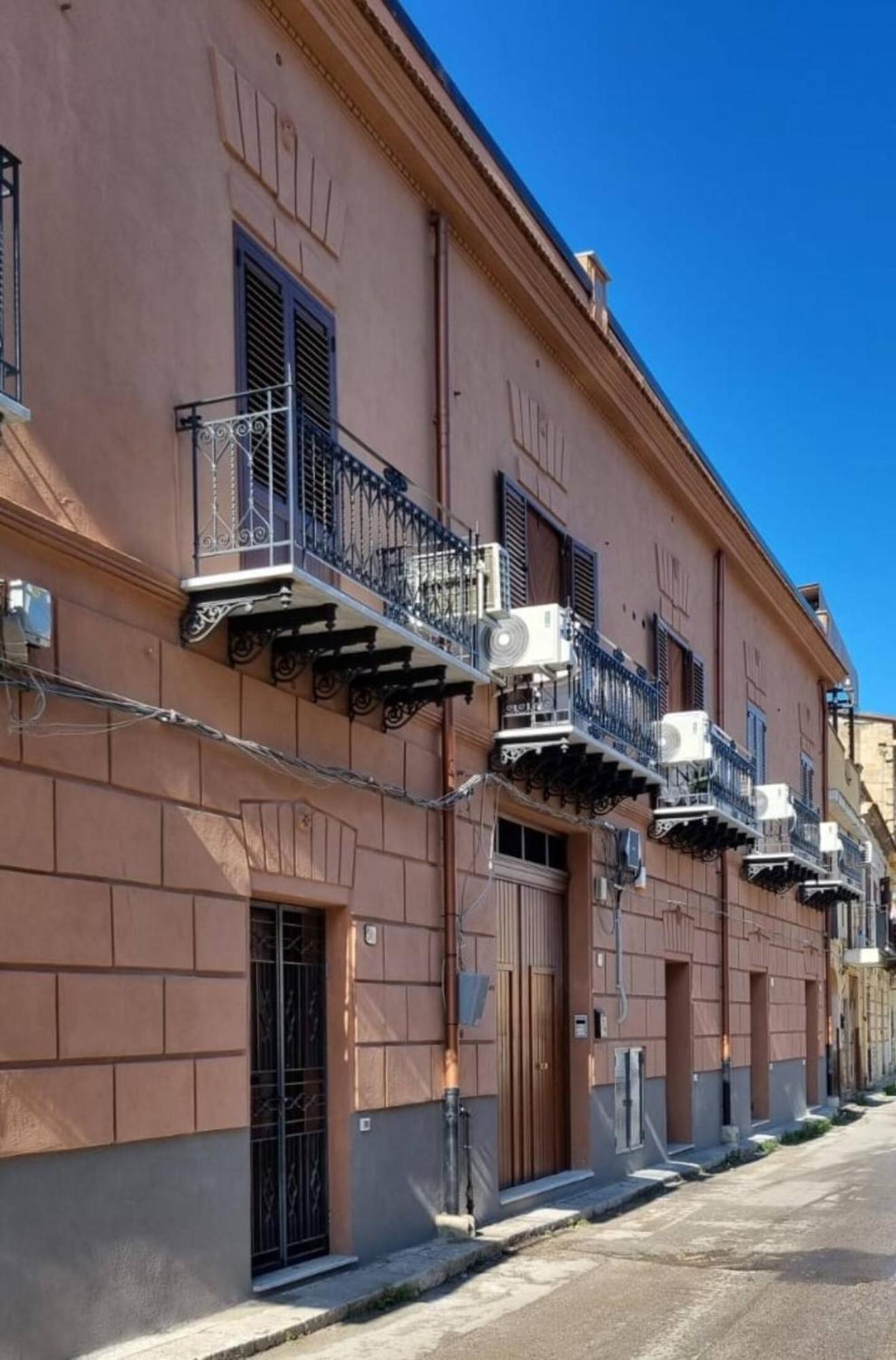 'ni Mia Palermo