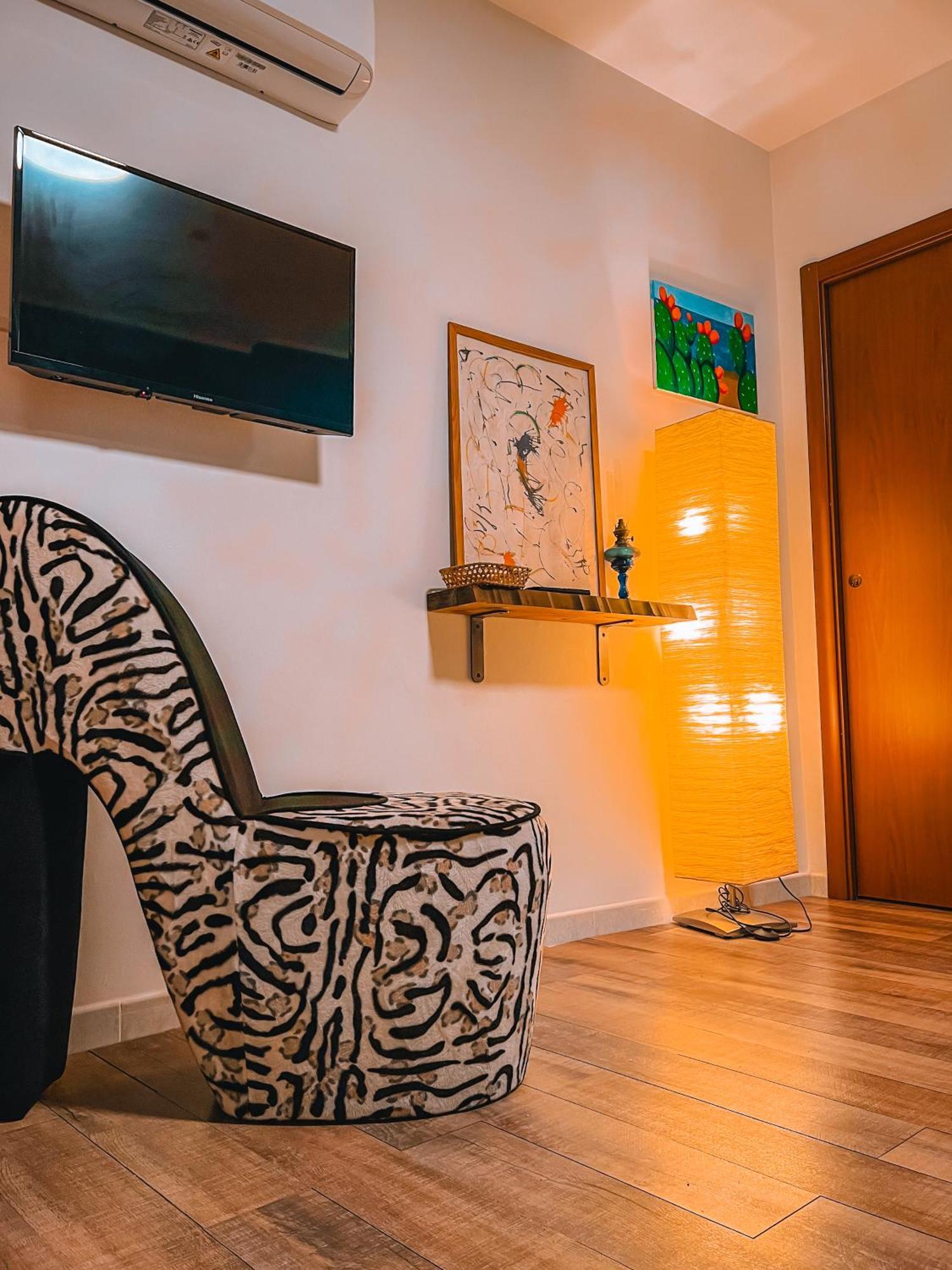 Casuzzamia Apartment *