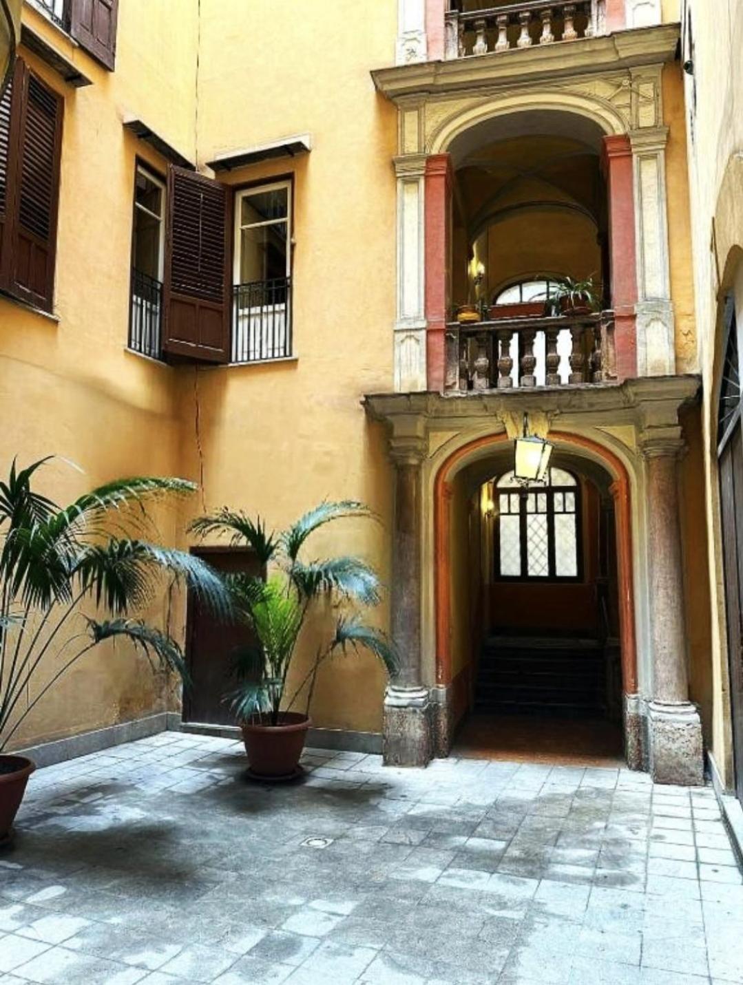 Luxury Palazzo Vannucci *