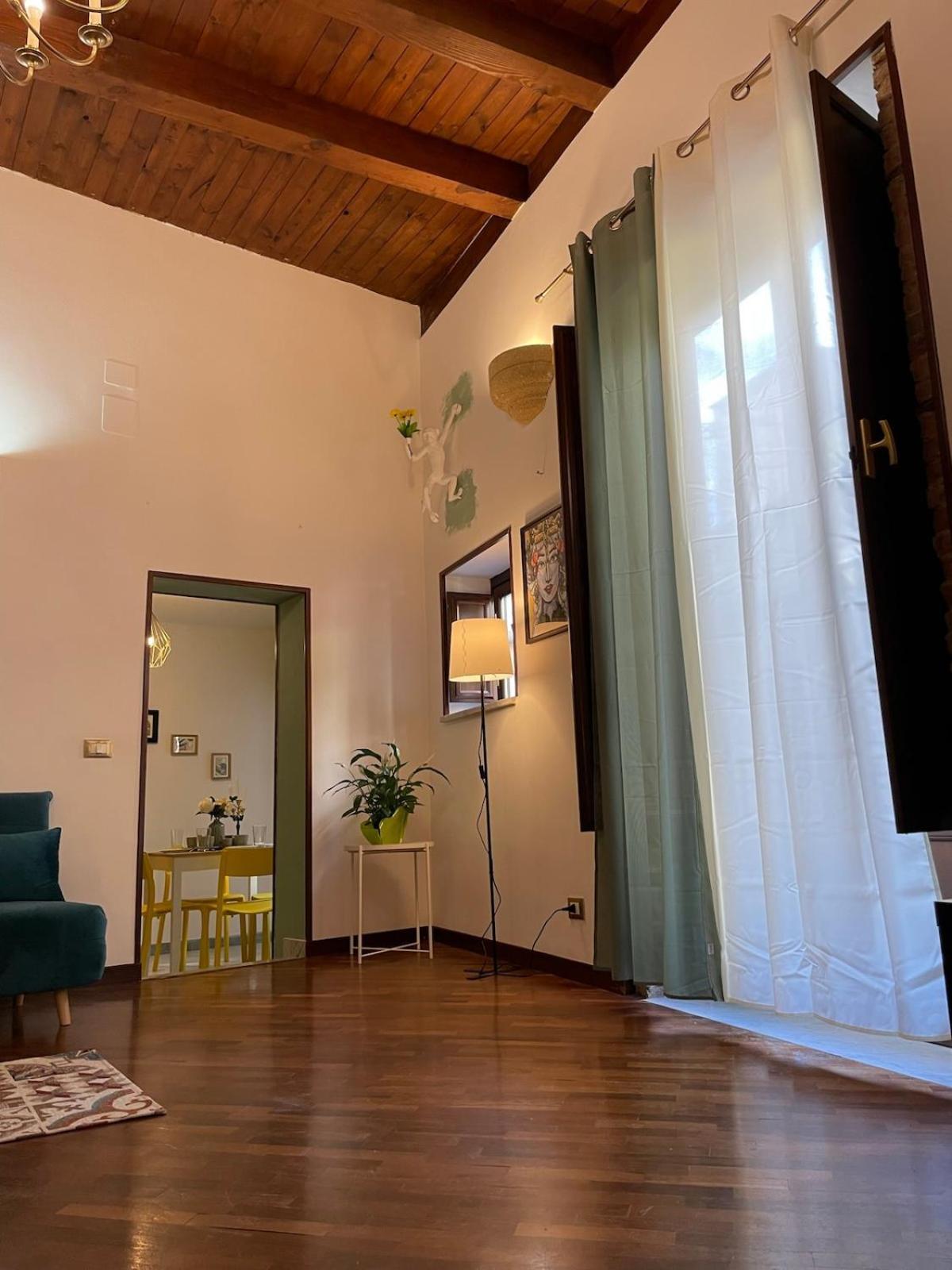Charming House In The Historic Center Of