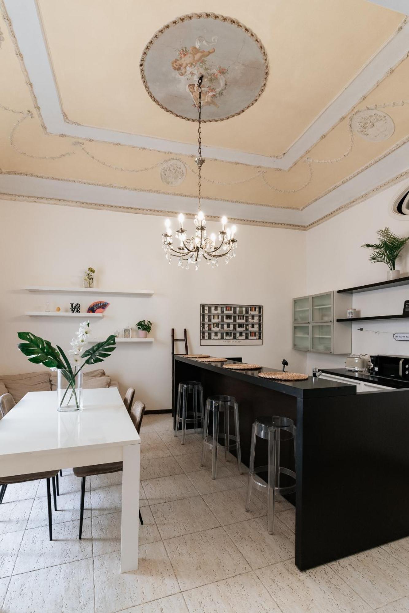 Four Luxury Art Palermo