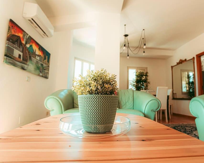 Sunseason - Sferracavallo Penthouse Apartment
