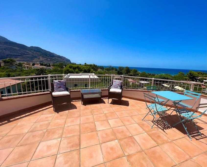 Sunseason - Sferracavallo Penthouse Apartment Palermo