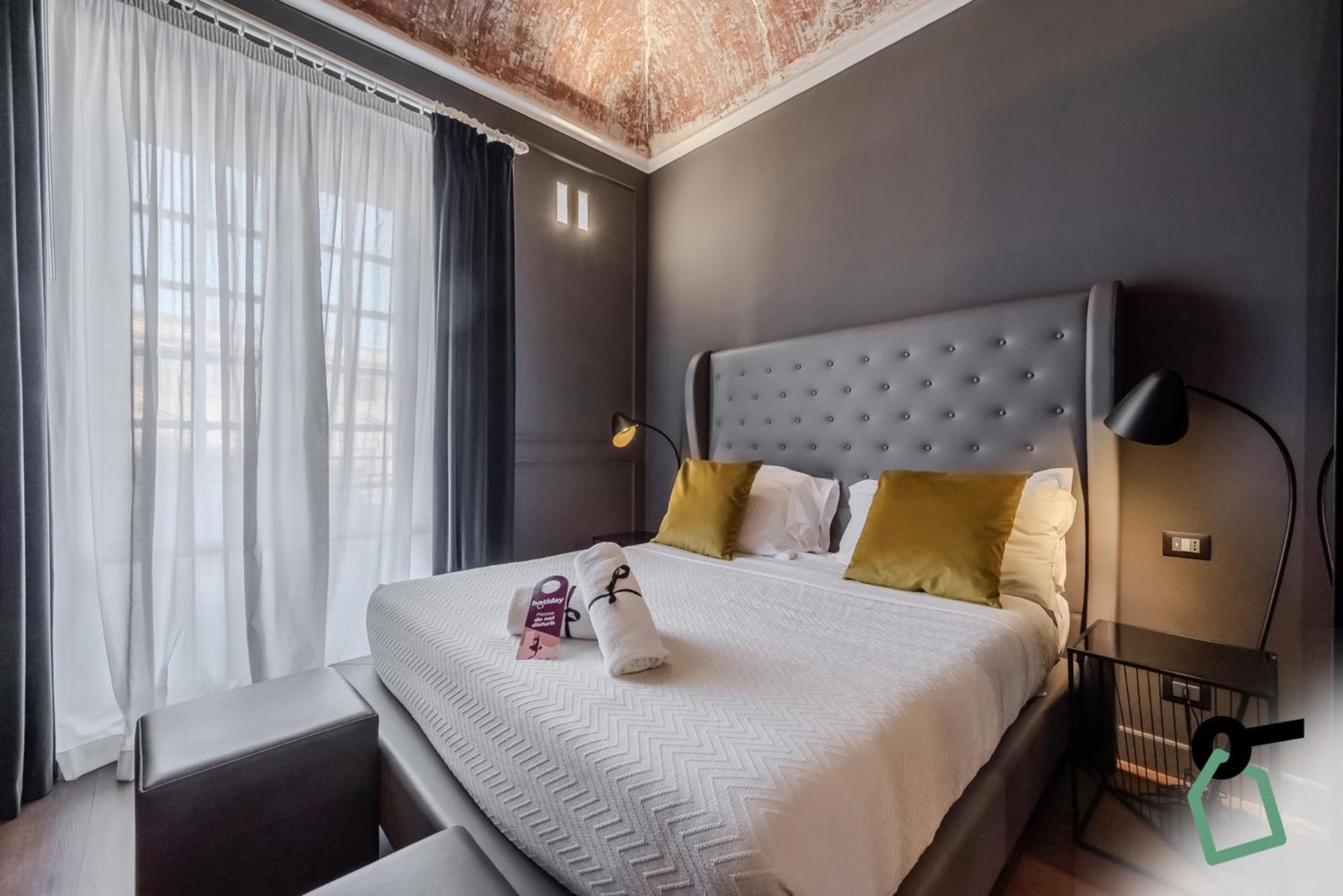 Aparthotel Hotiday Collection - Palco Noir