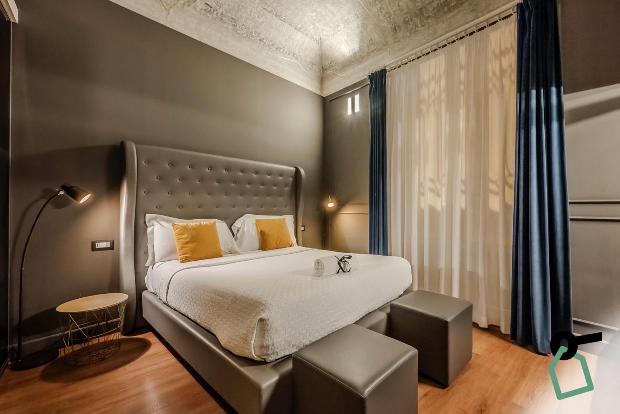 Hotiday Collection - Palco Noir Aparthotel Palermo