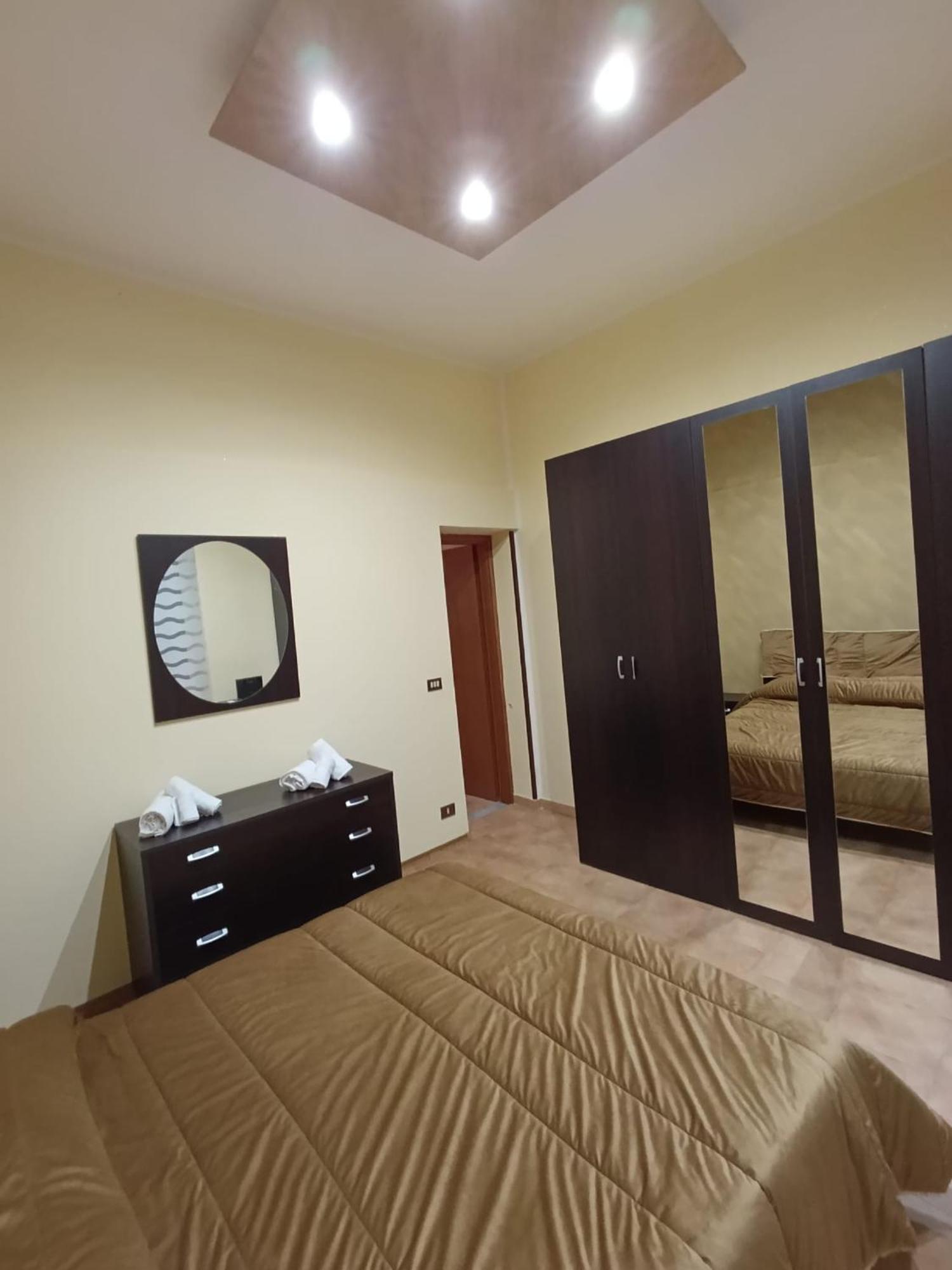 Zisa's Apartment