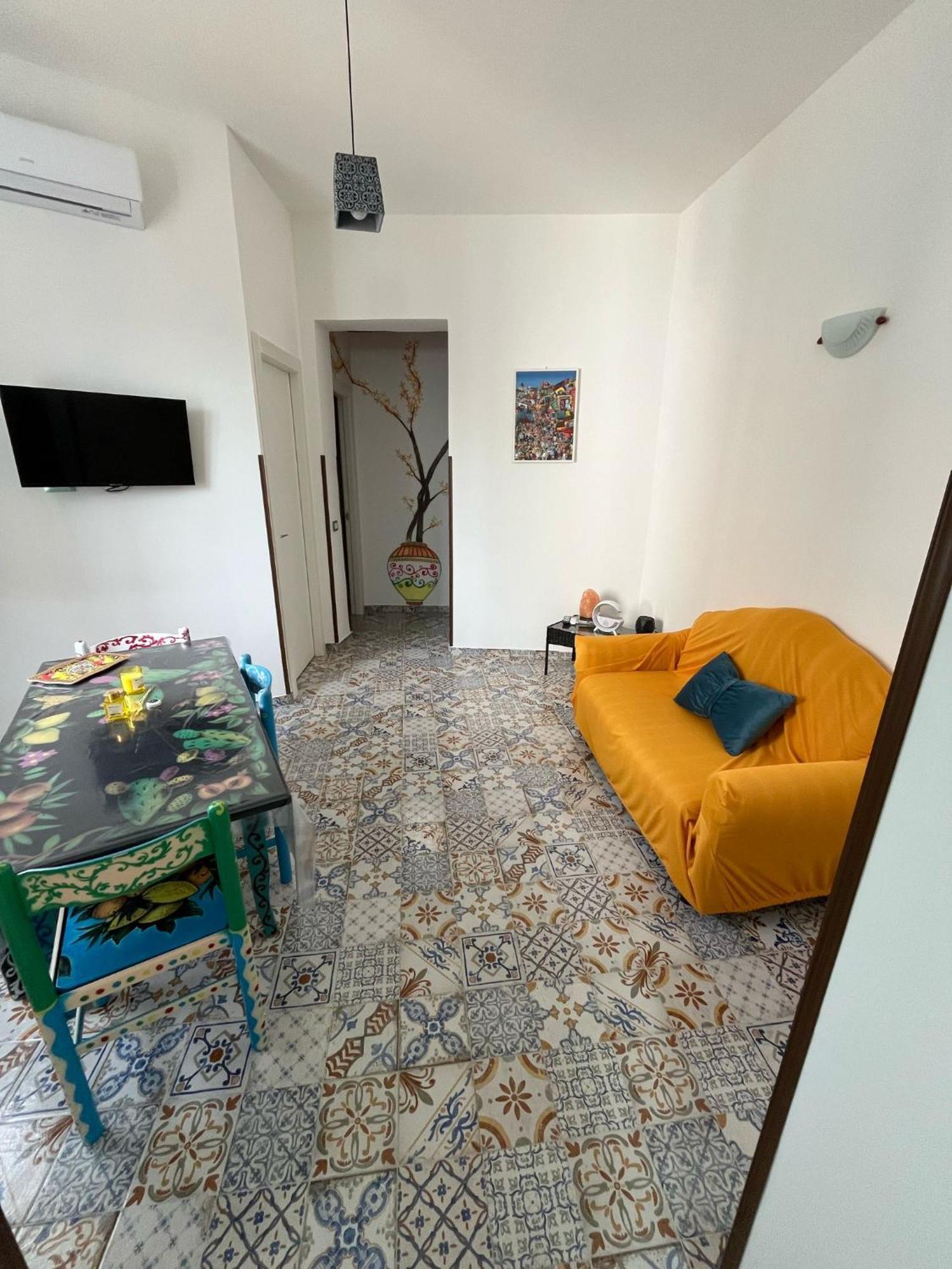 Cortile Siciliano Apartment *