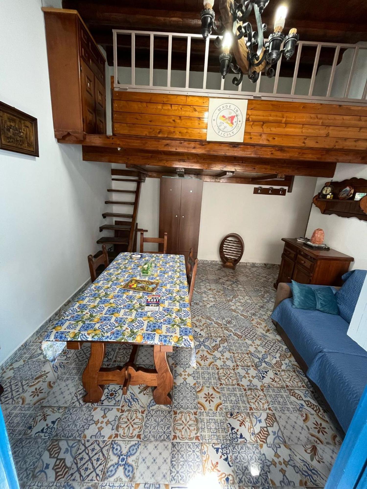 Cortile Siciliano Apartment *