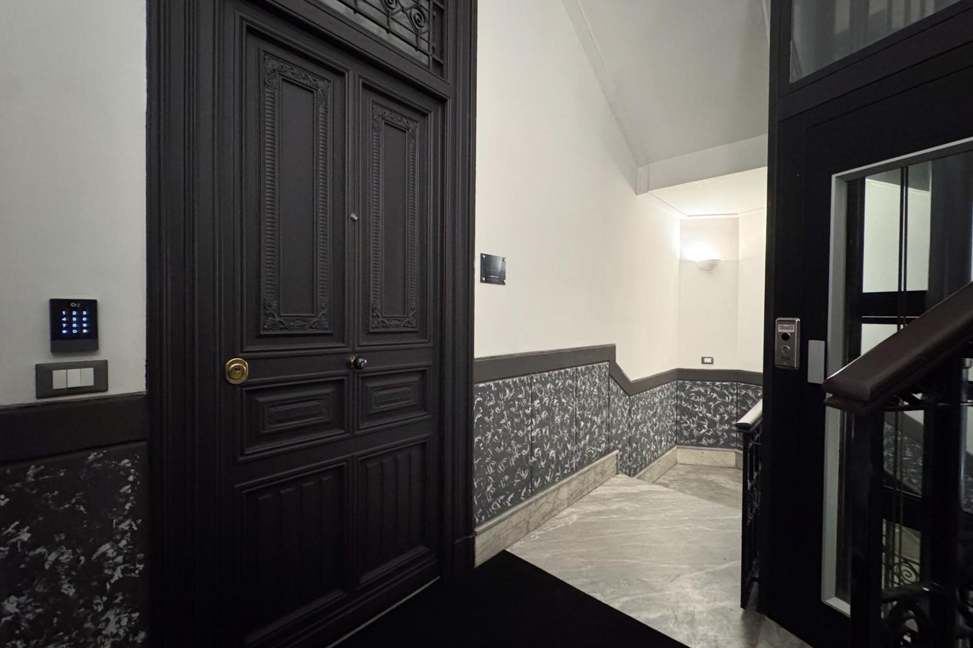 G Cave 125 Boutique Palermo