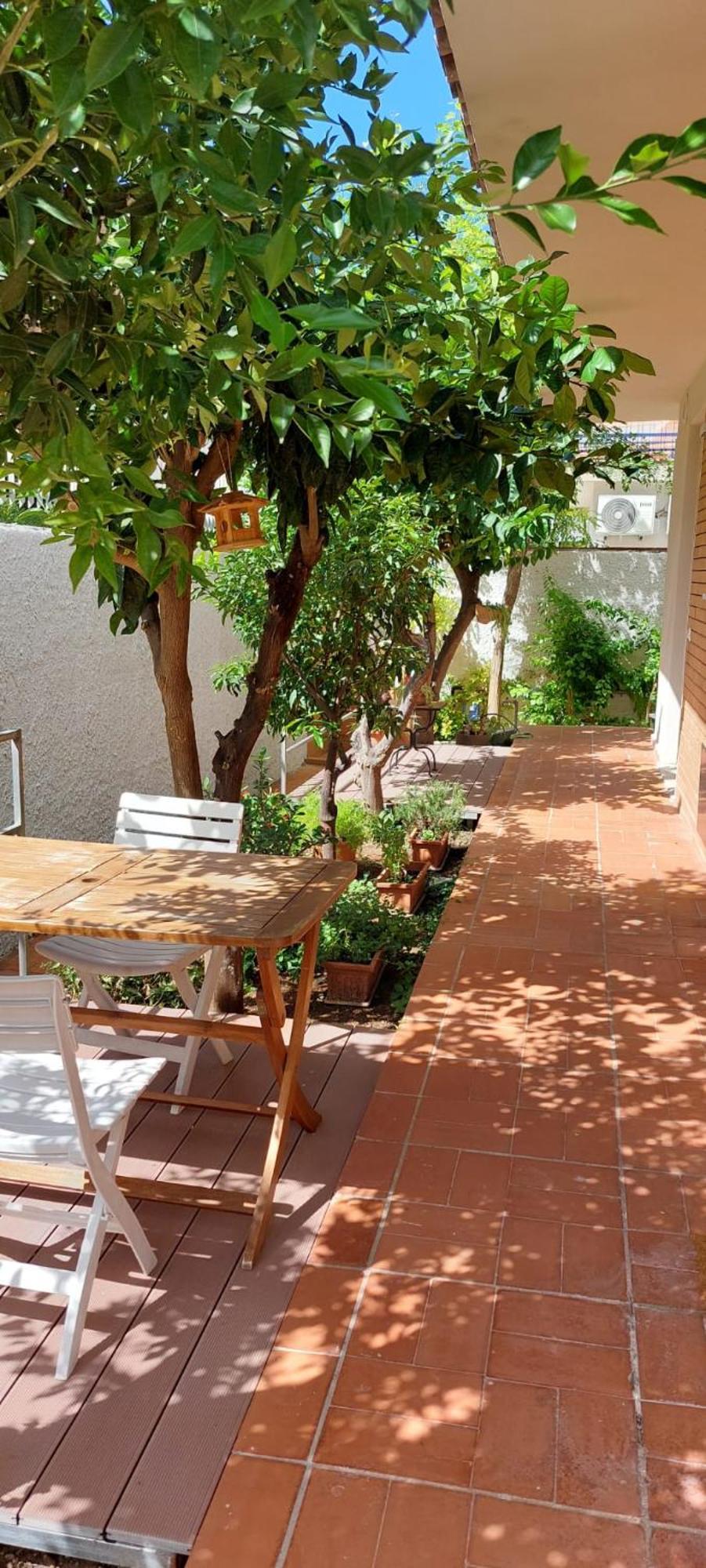 Giunone Garden Villa