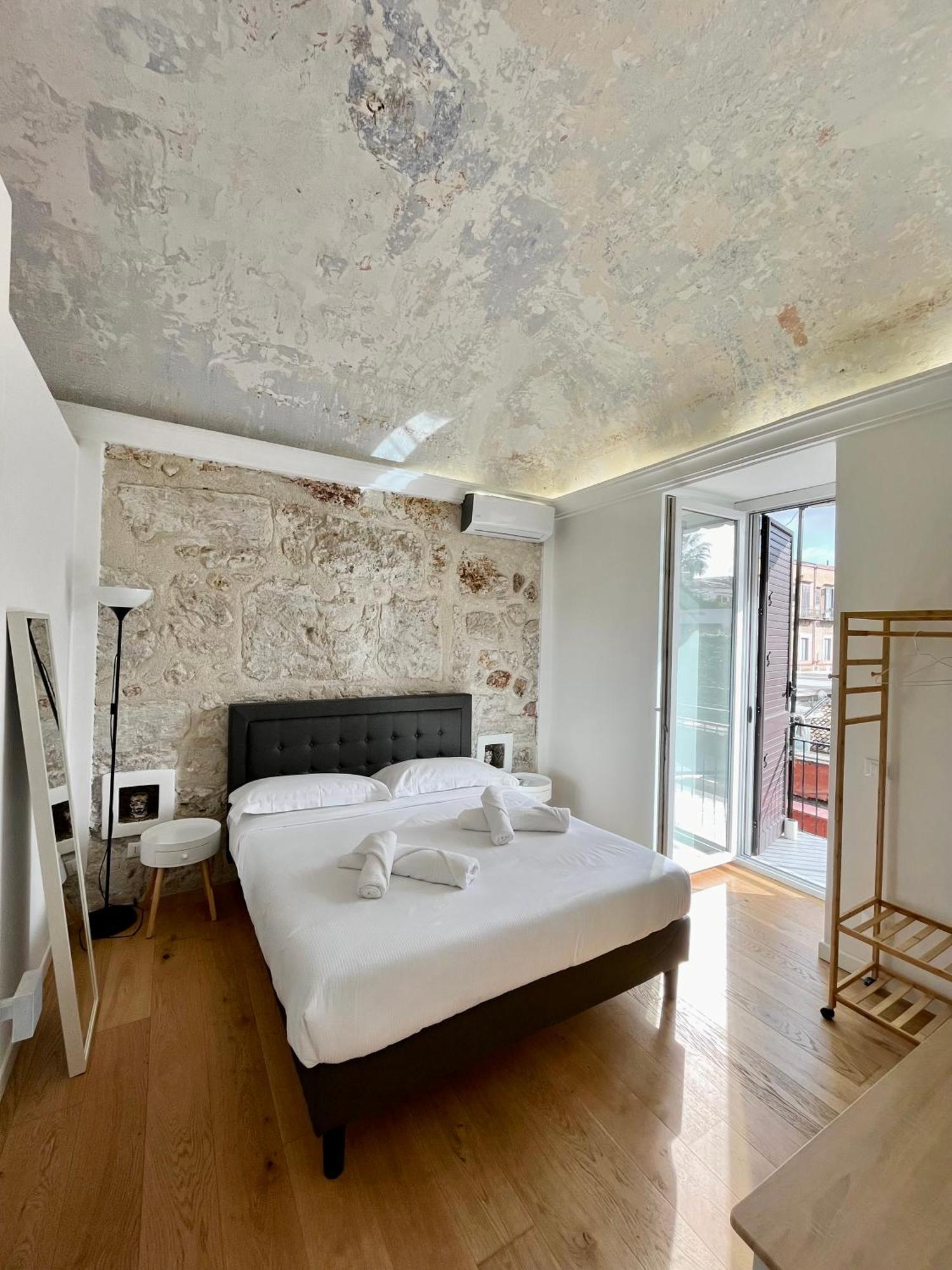 Guest house Valverde *
