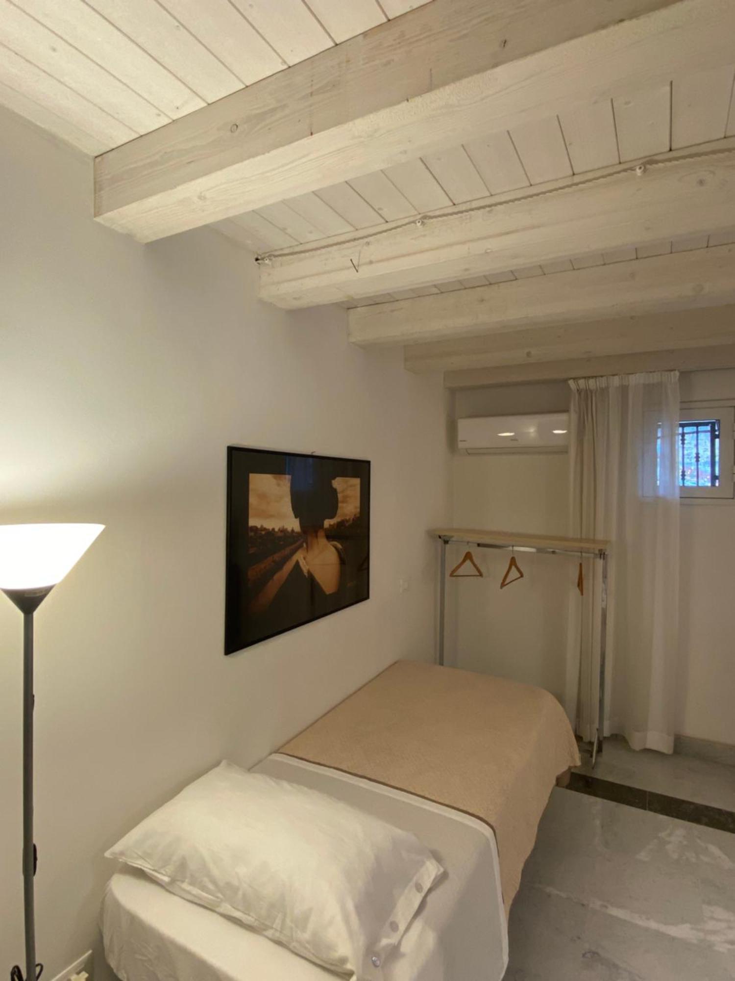 47 Lincoln Street Apartment *