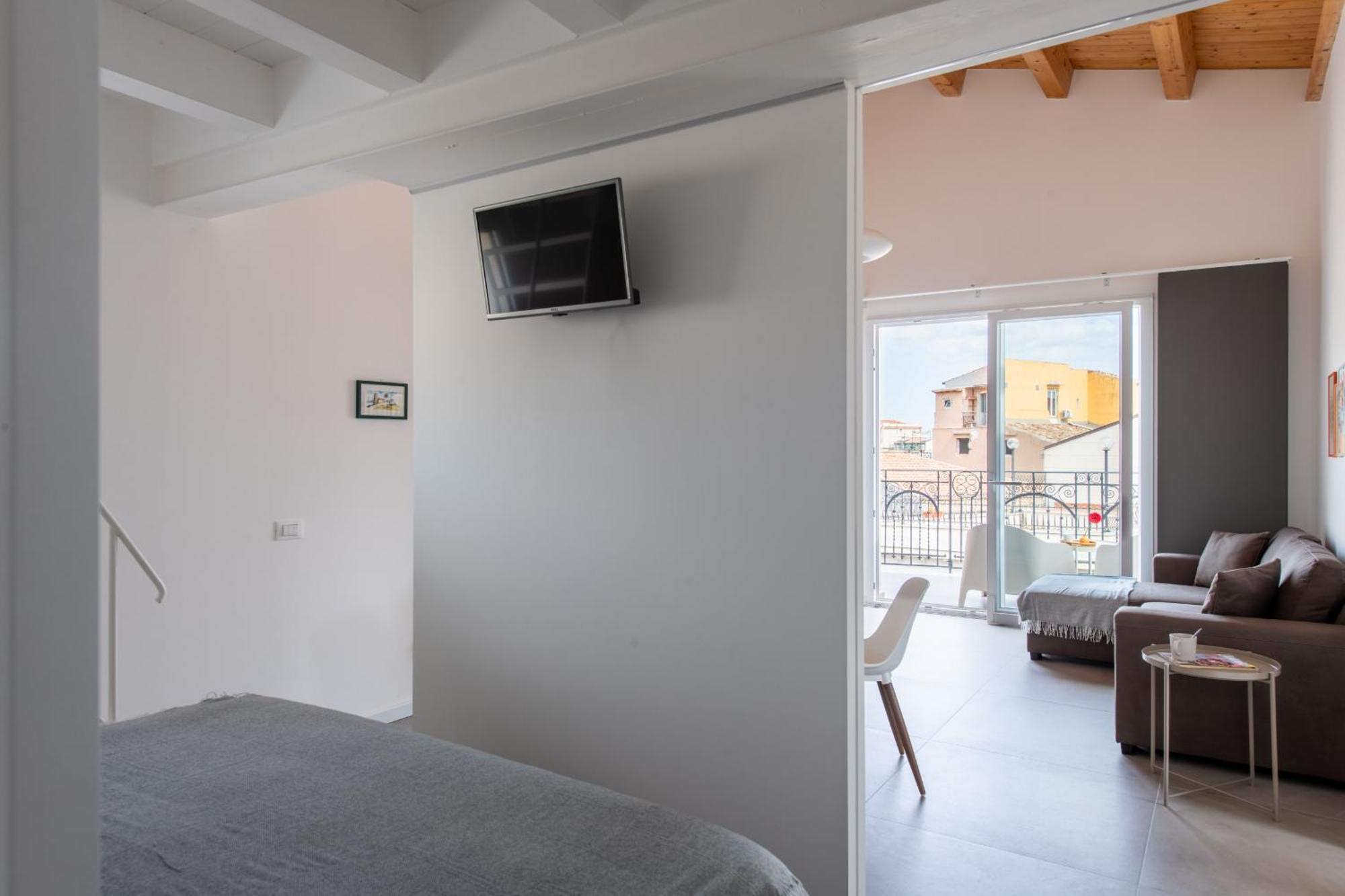 Apartment Vucciria With Terrace By Wonderful Italy