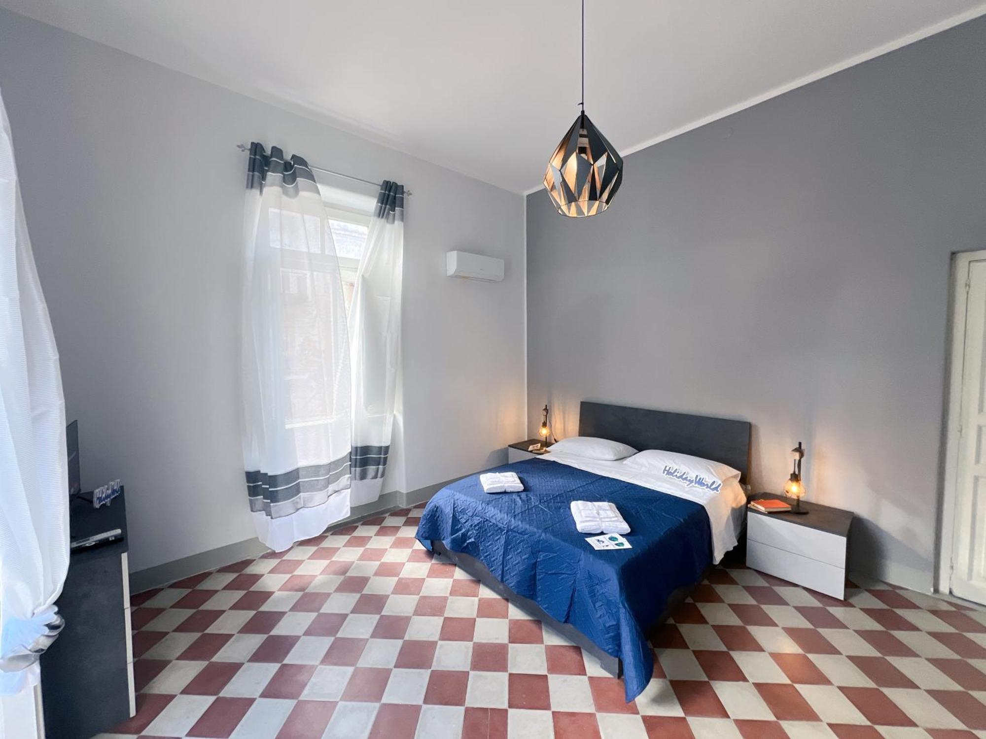 Apartment La Casa Del Marchingegno By World Palermo