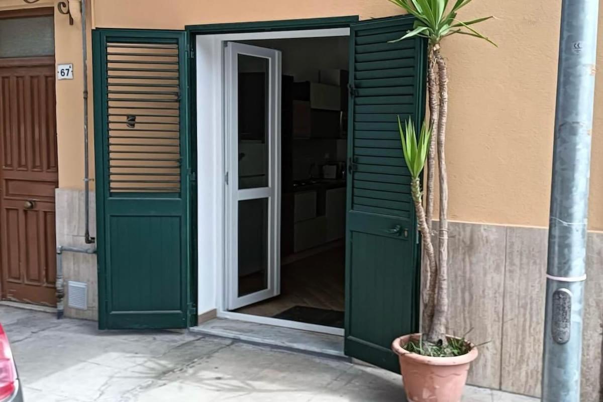 Pippo's Home, Moderno, Accogliente E Con Spazio Esterno Privato Vicino Tra Mondello E Il Centro Storico Di Apartment