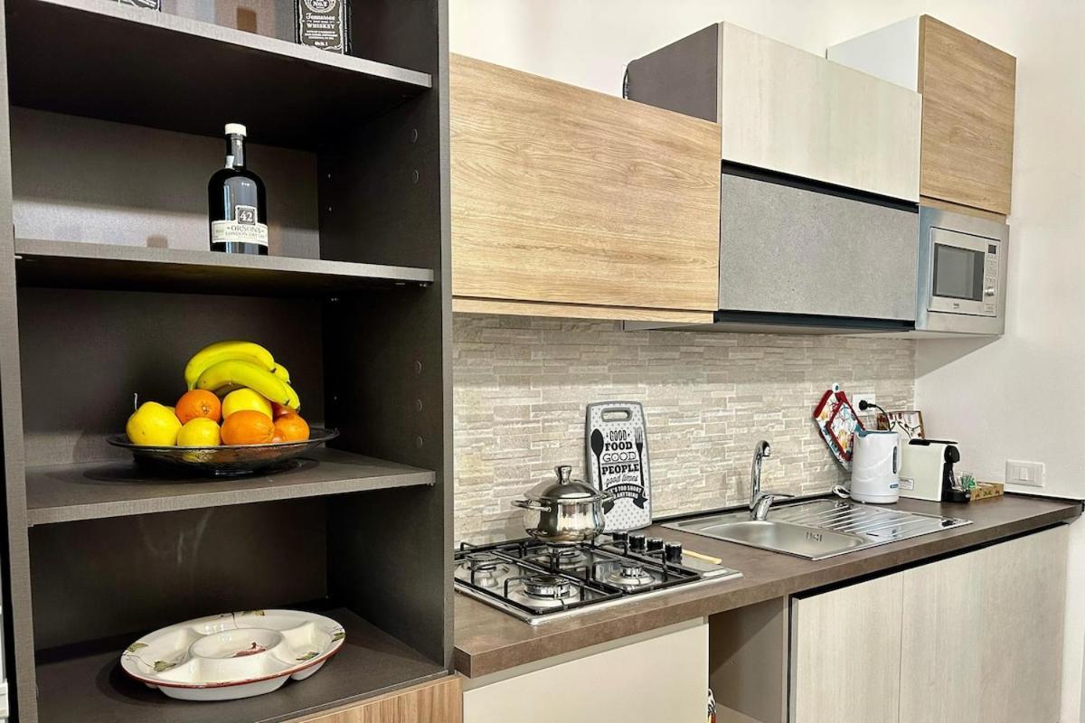 Pippo's Home, Moderno, Accogliente E Con Spazio Esterno Privato Vicino Tra Mondello E Il Centro Storico Di Apartment Palermo