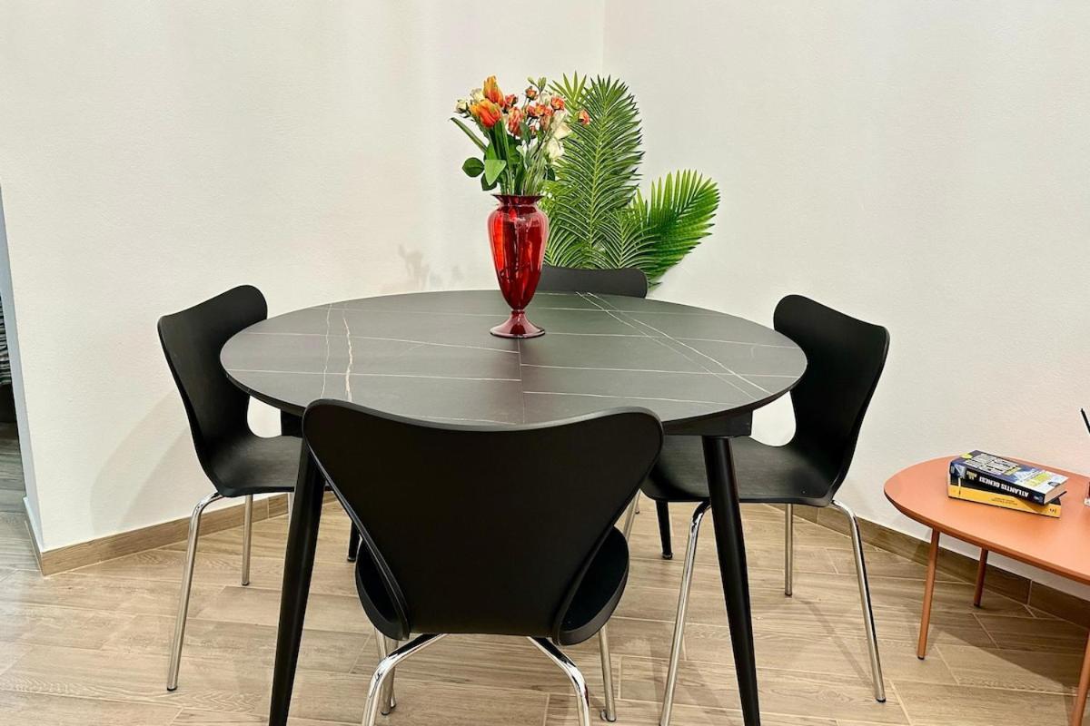 Pippo's Home, Moderno, Accogliente E Con Spazio Esterno Privato Vicino Tra Mondello E Il Centro Storico Di Apartment *