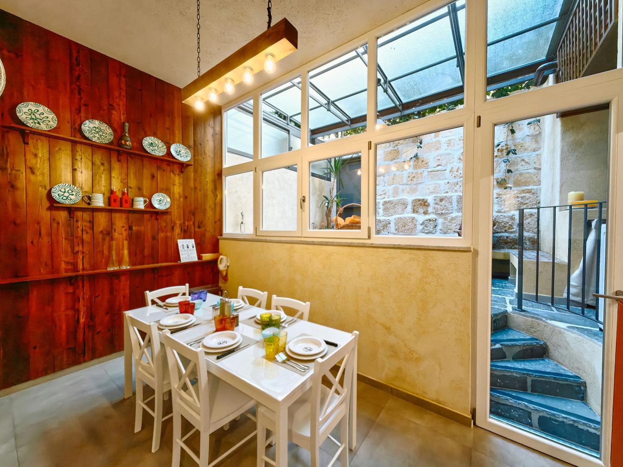 Apartment 61, Urban Oasis With Mini Pool And Courtyard Palermo