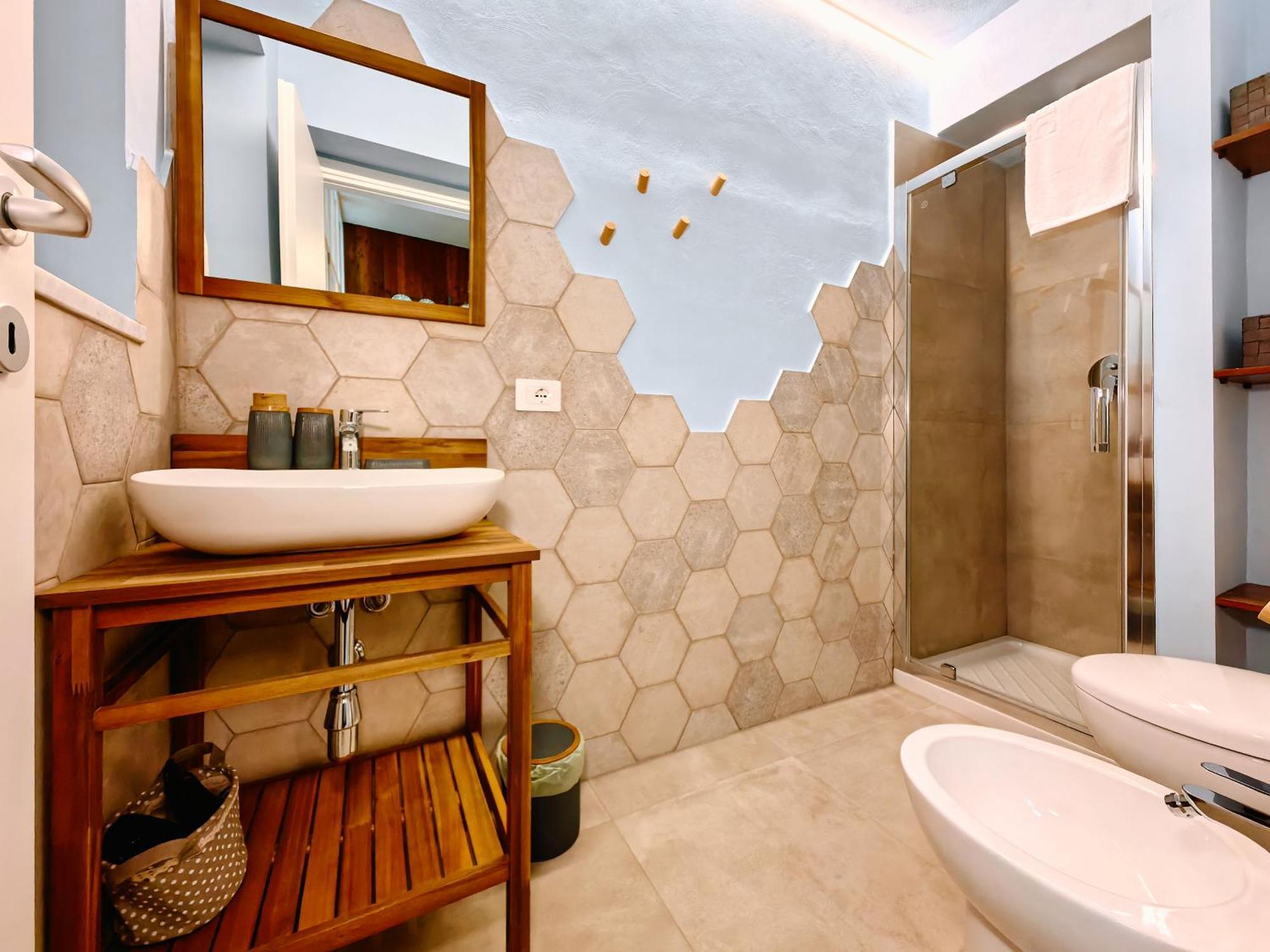 Apartment 61, Urban Oasis With Mini Pool And Courtyard *