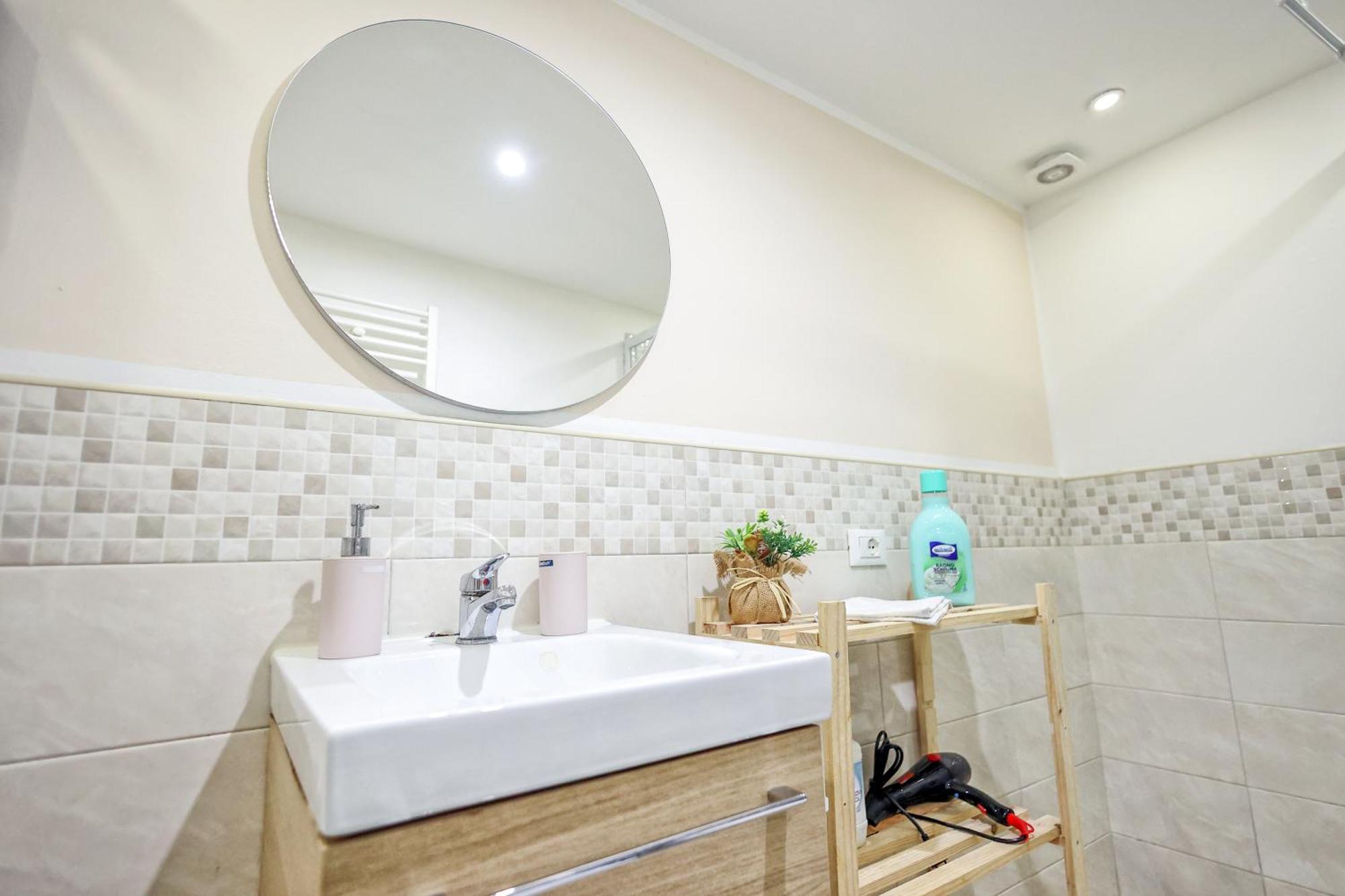 Little House Pisani Apartment *