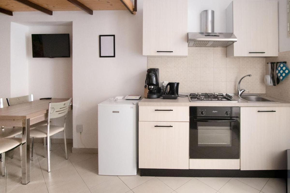 Note Al Massimo Maqueda Cozy Corner Apartment Palermo