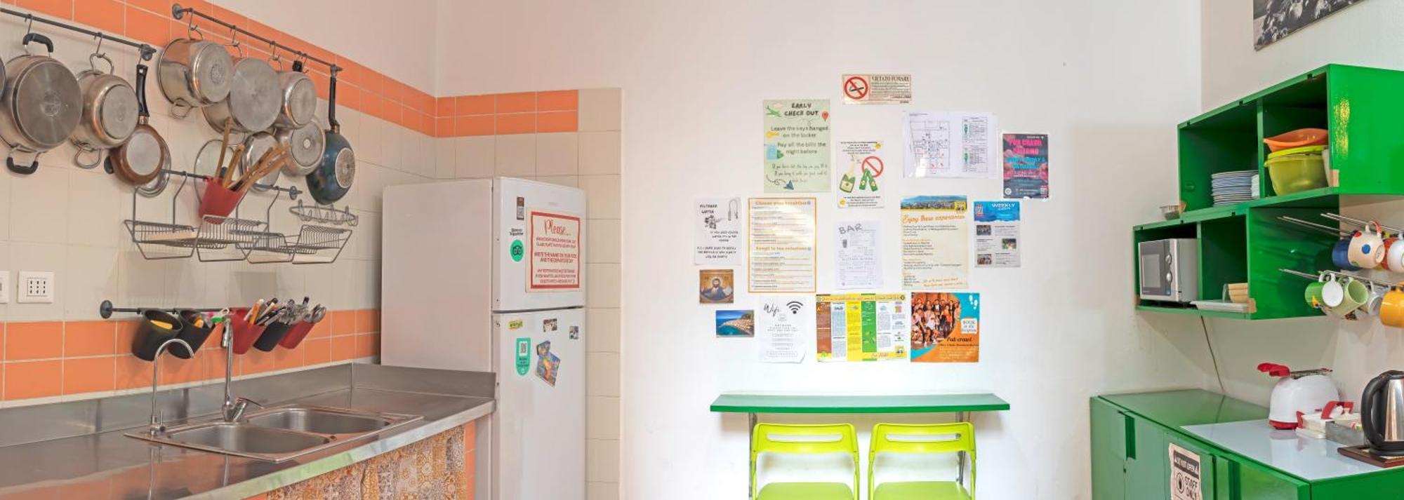 A Casa Di Amici Hostel