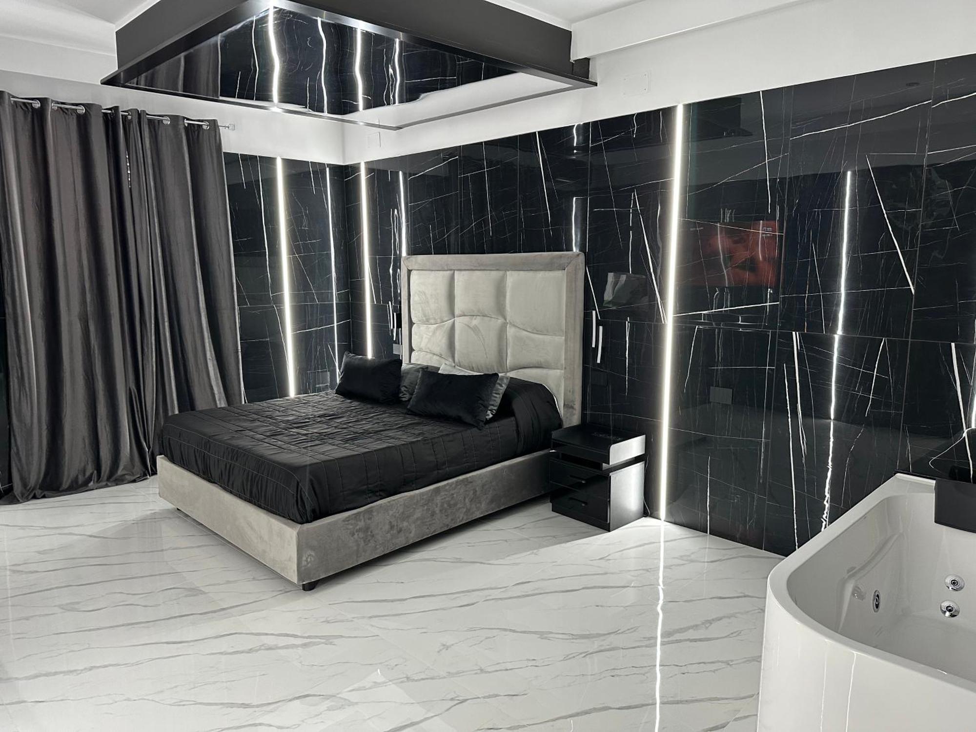 Luxurymimi Bed & Breakfast *