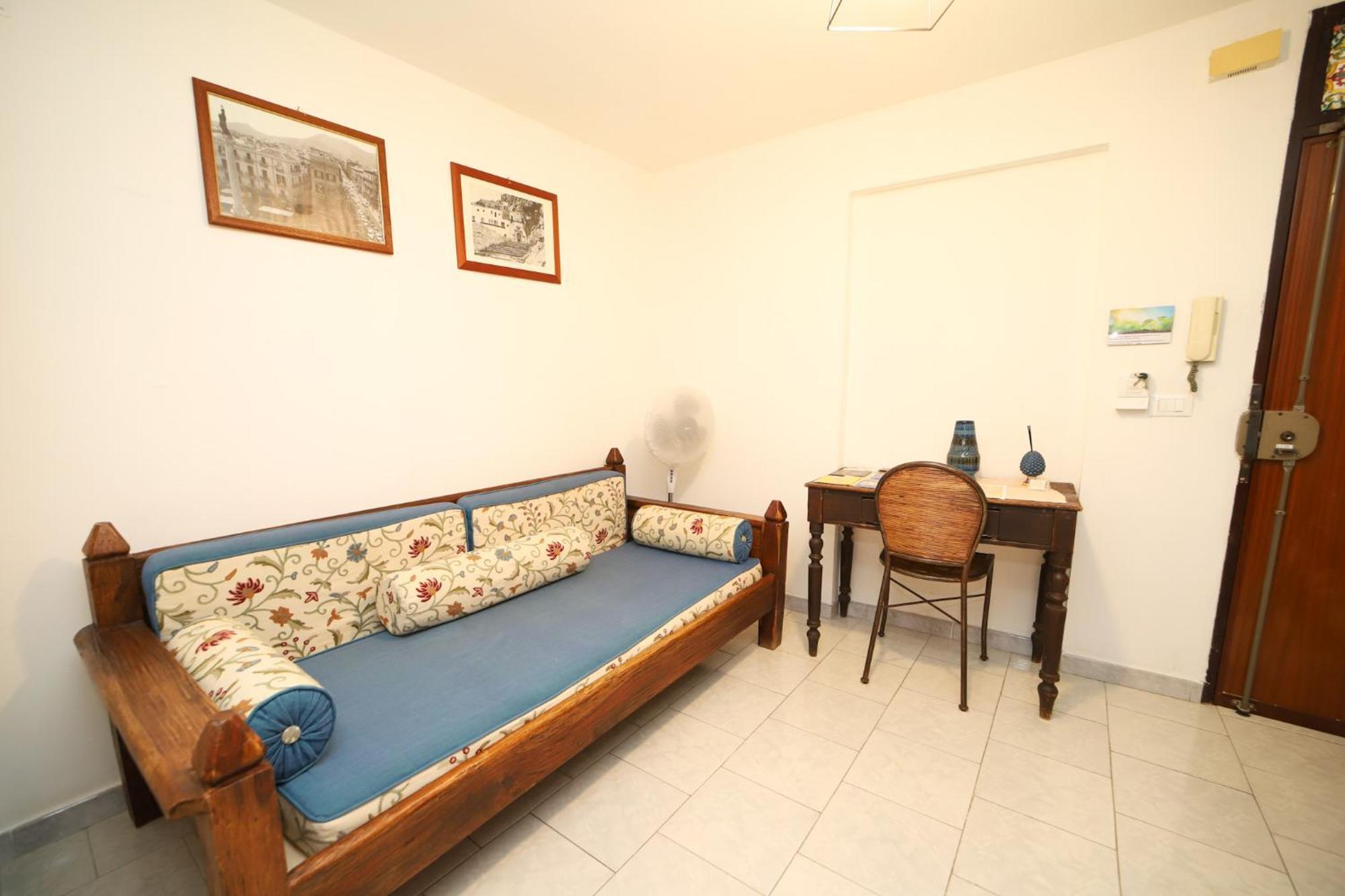Apartment Colonna House Casa Tra La Zisa E La Cattedrale
