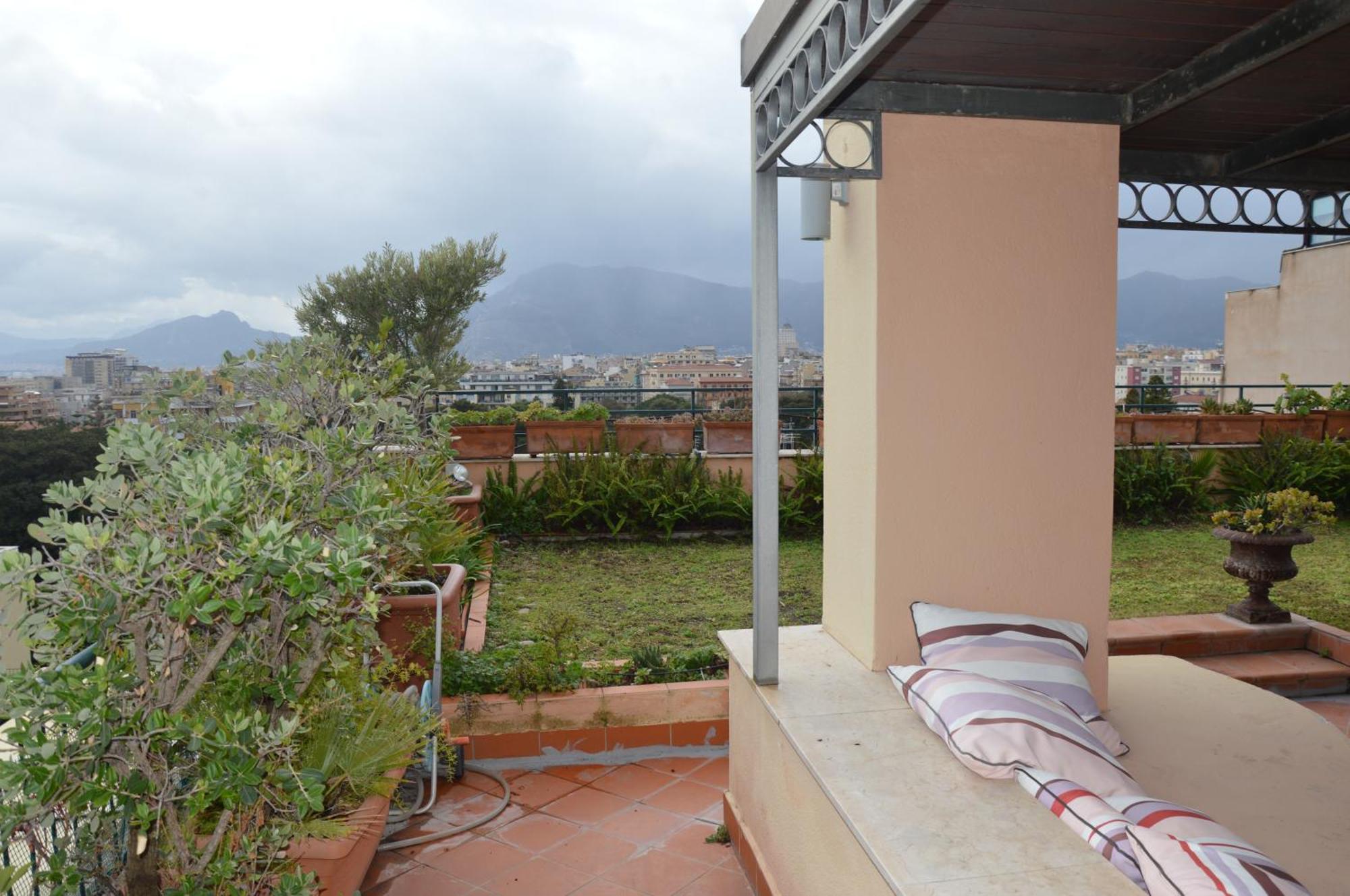 Apartment Con Vista