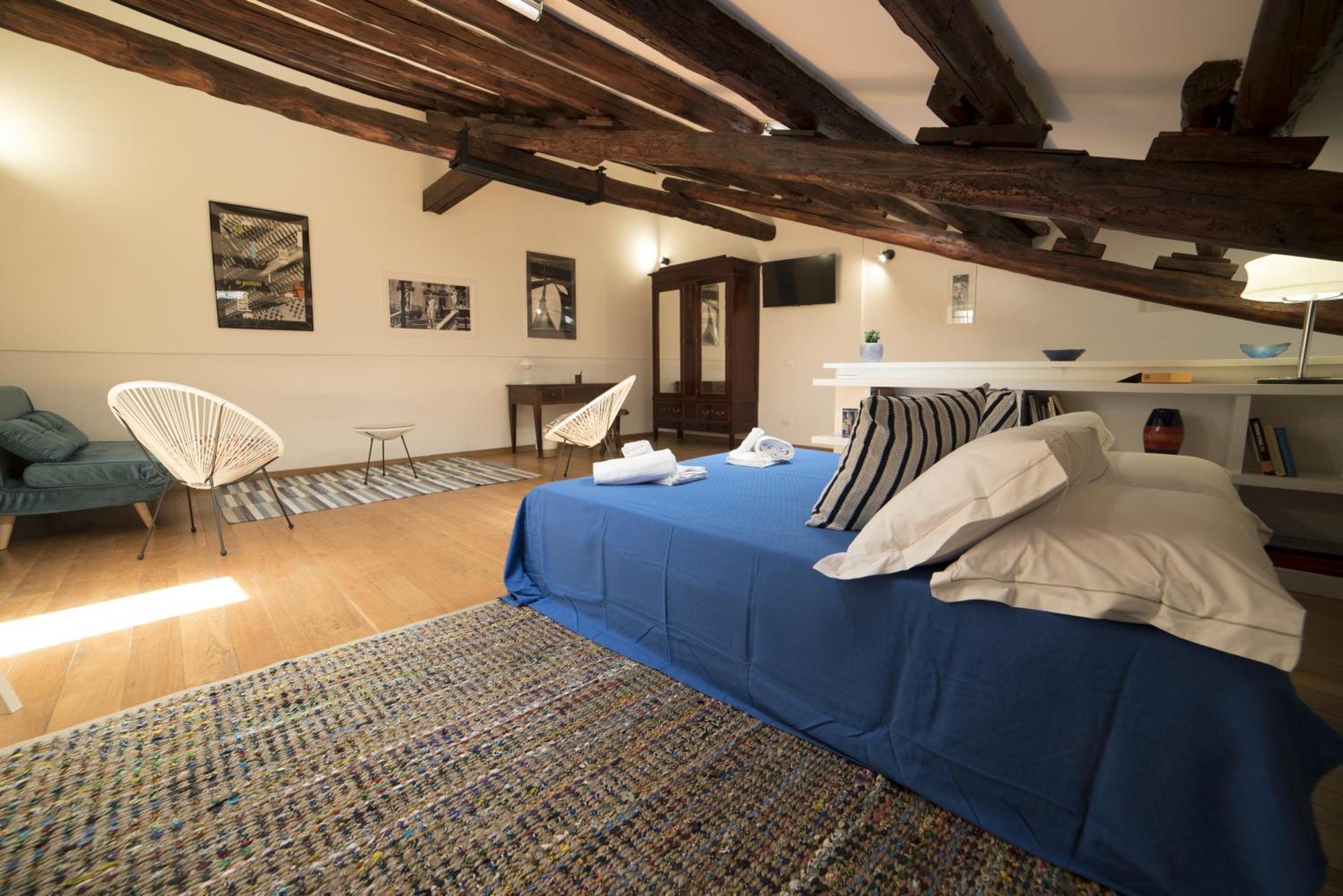 Adenzia Apartment