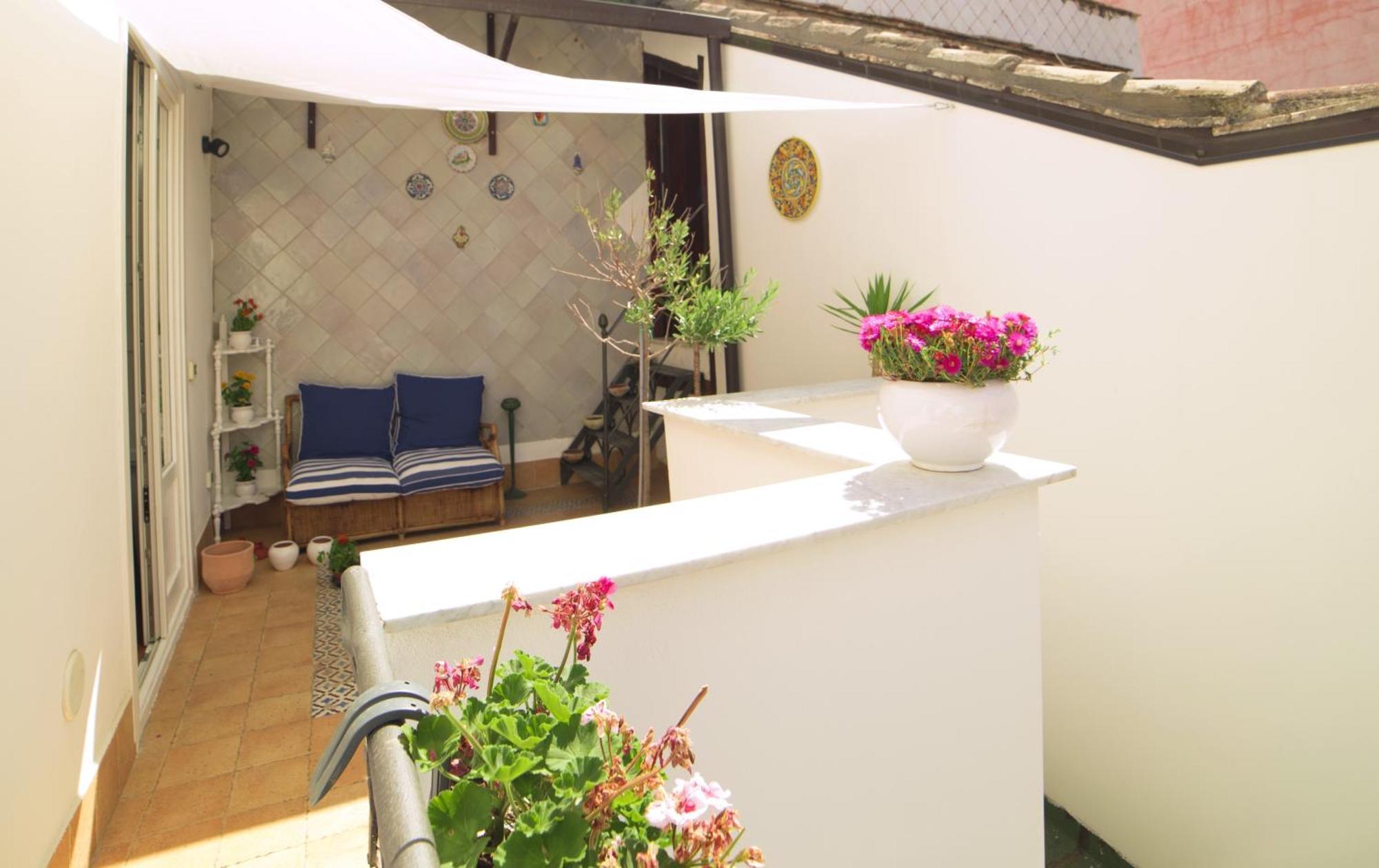 Apartment Adenzia *