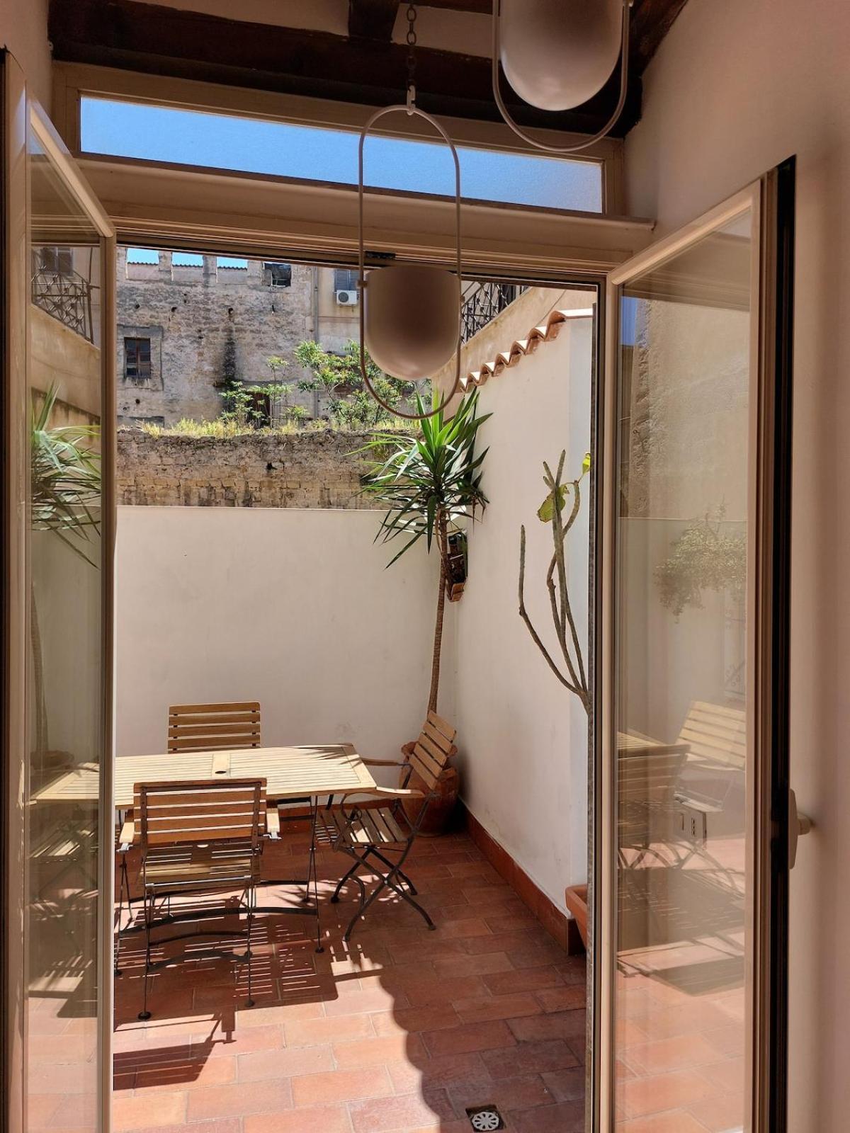 Apartment Volturno 50 *