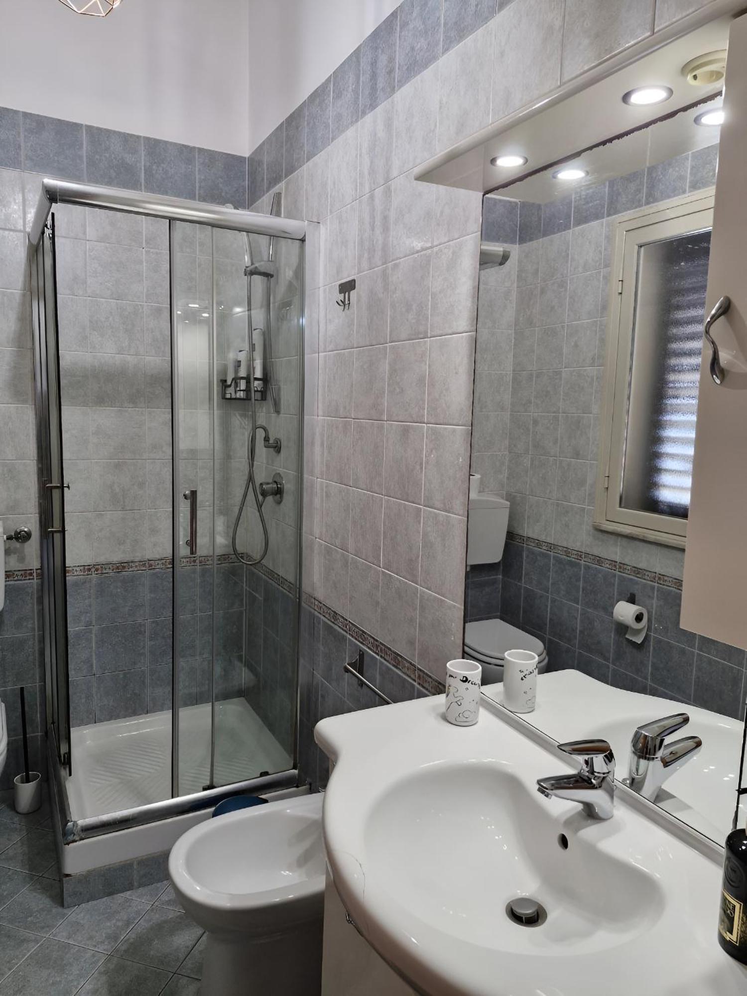 Happie Casa Stazione Apartment Palermo
