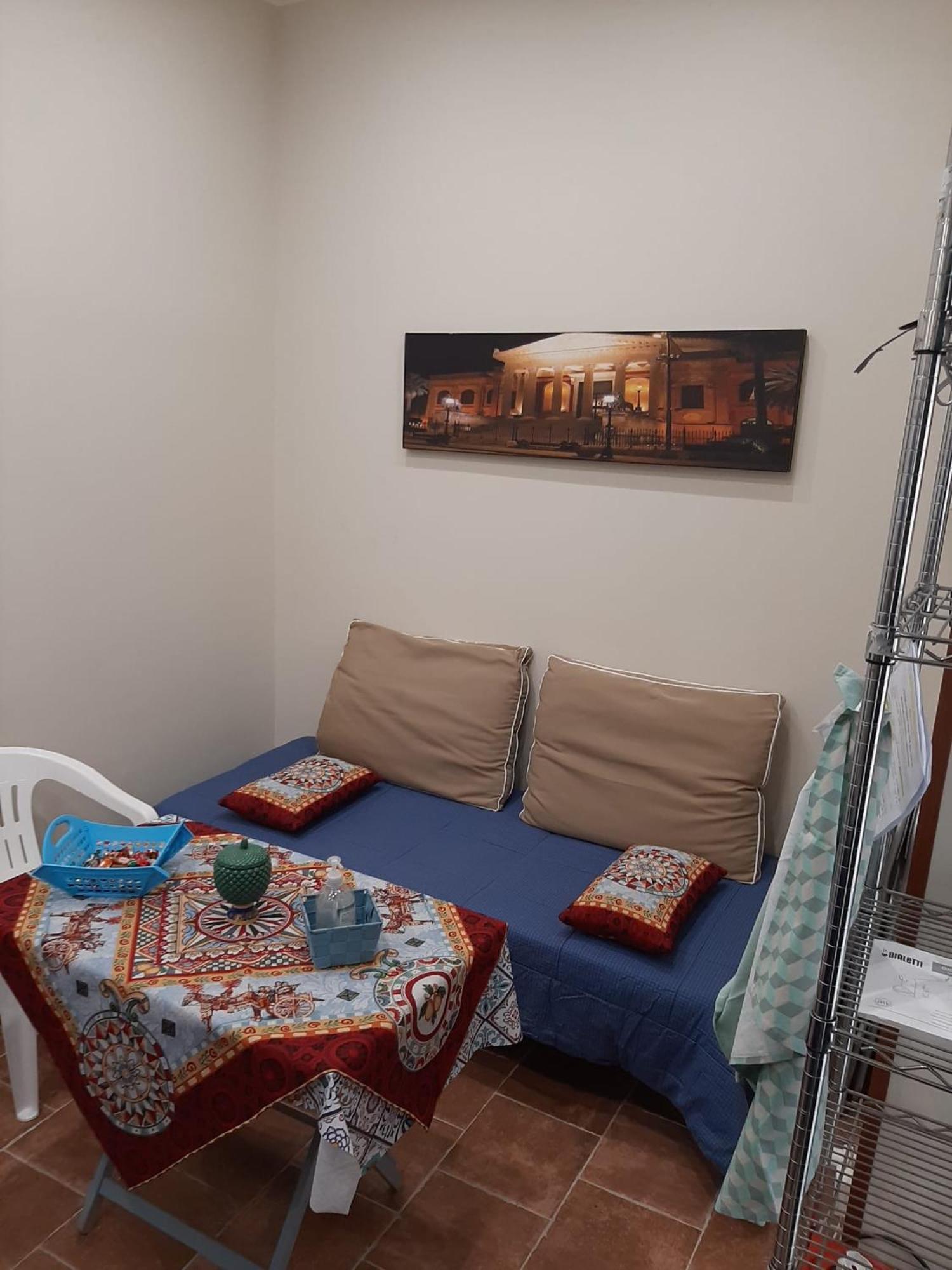 Casa Di Via Giacalone Apartment *