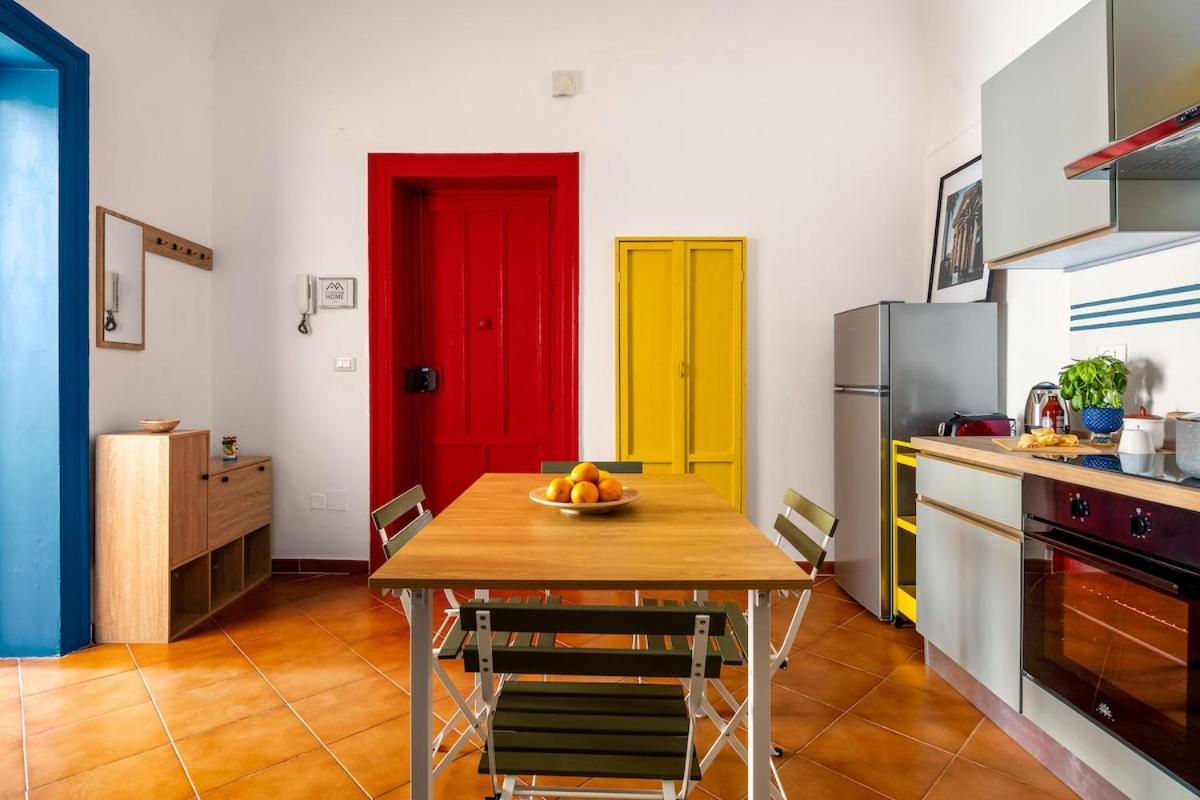Apartment Elegant Two-room With Balcony &