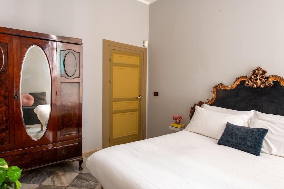 Apartment Iflat Del Barone With Terrace Palermo