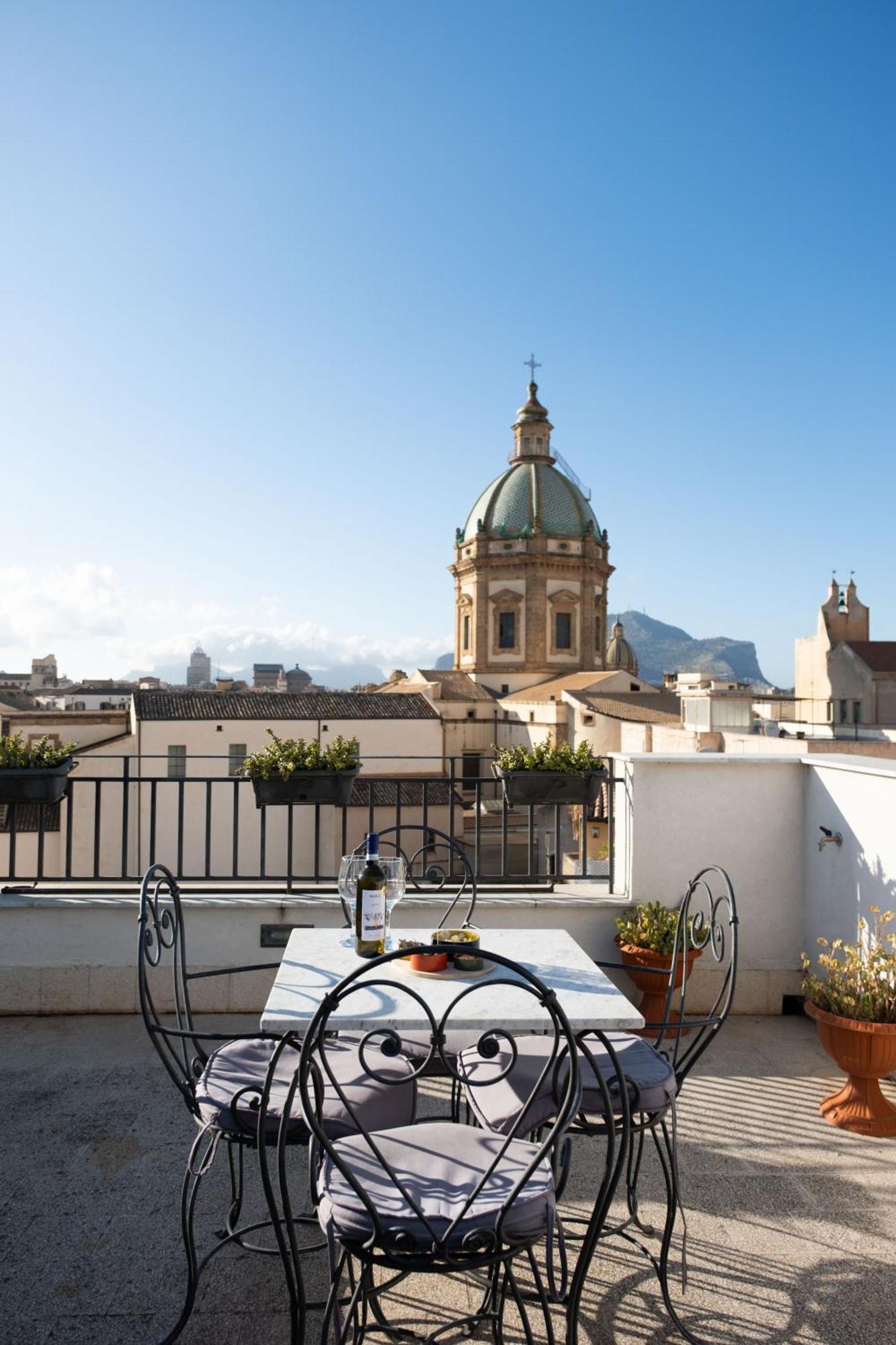 Sopra I Tetti Di Ballaro Apartment Palermo
