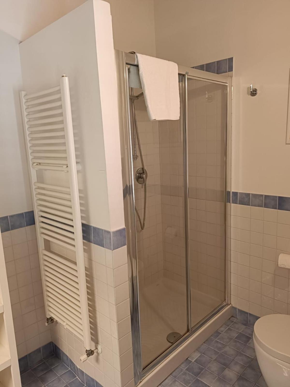 Apartment We # Are Ai Cassarelli