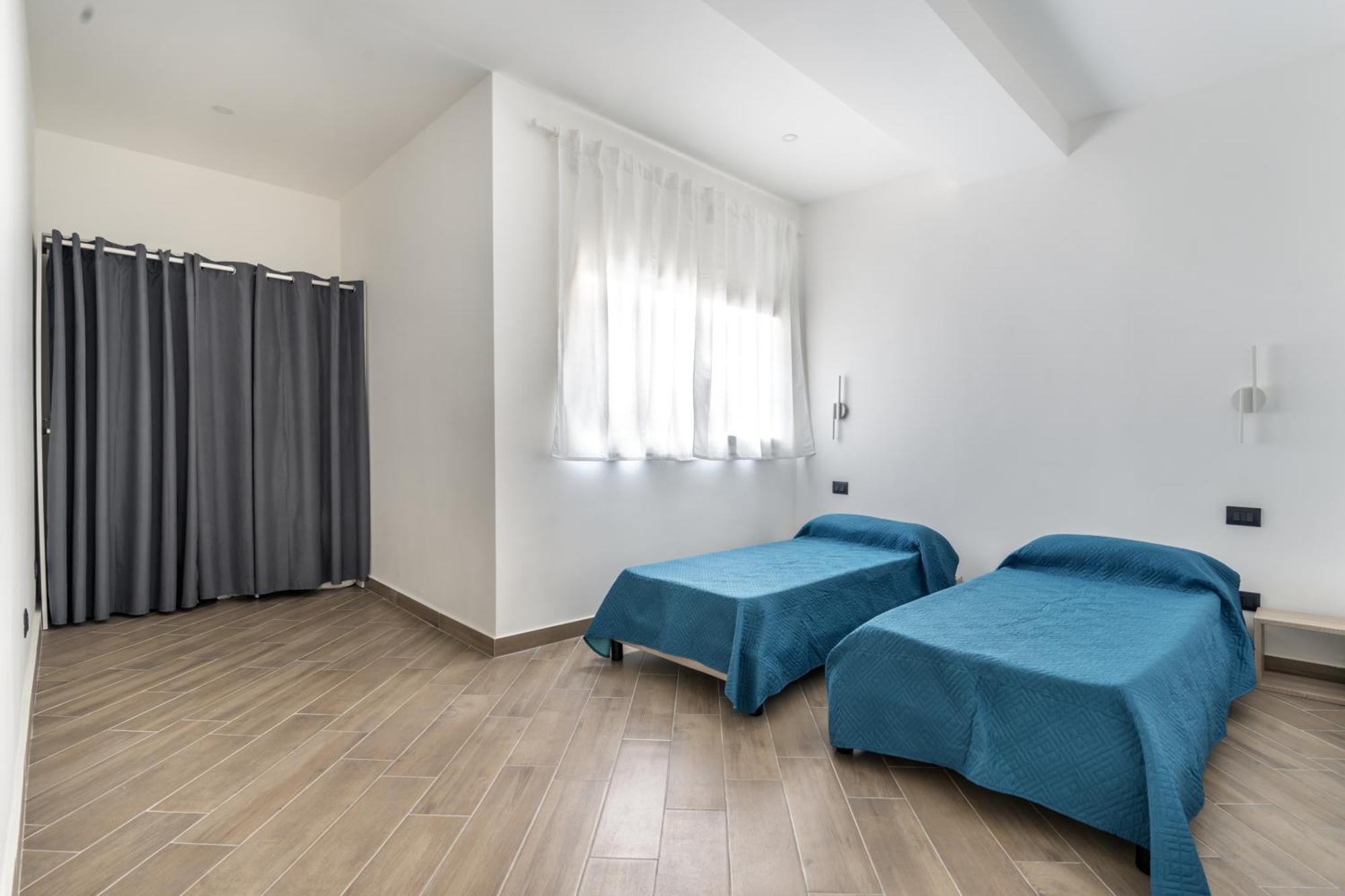 Sandoval Guest house *