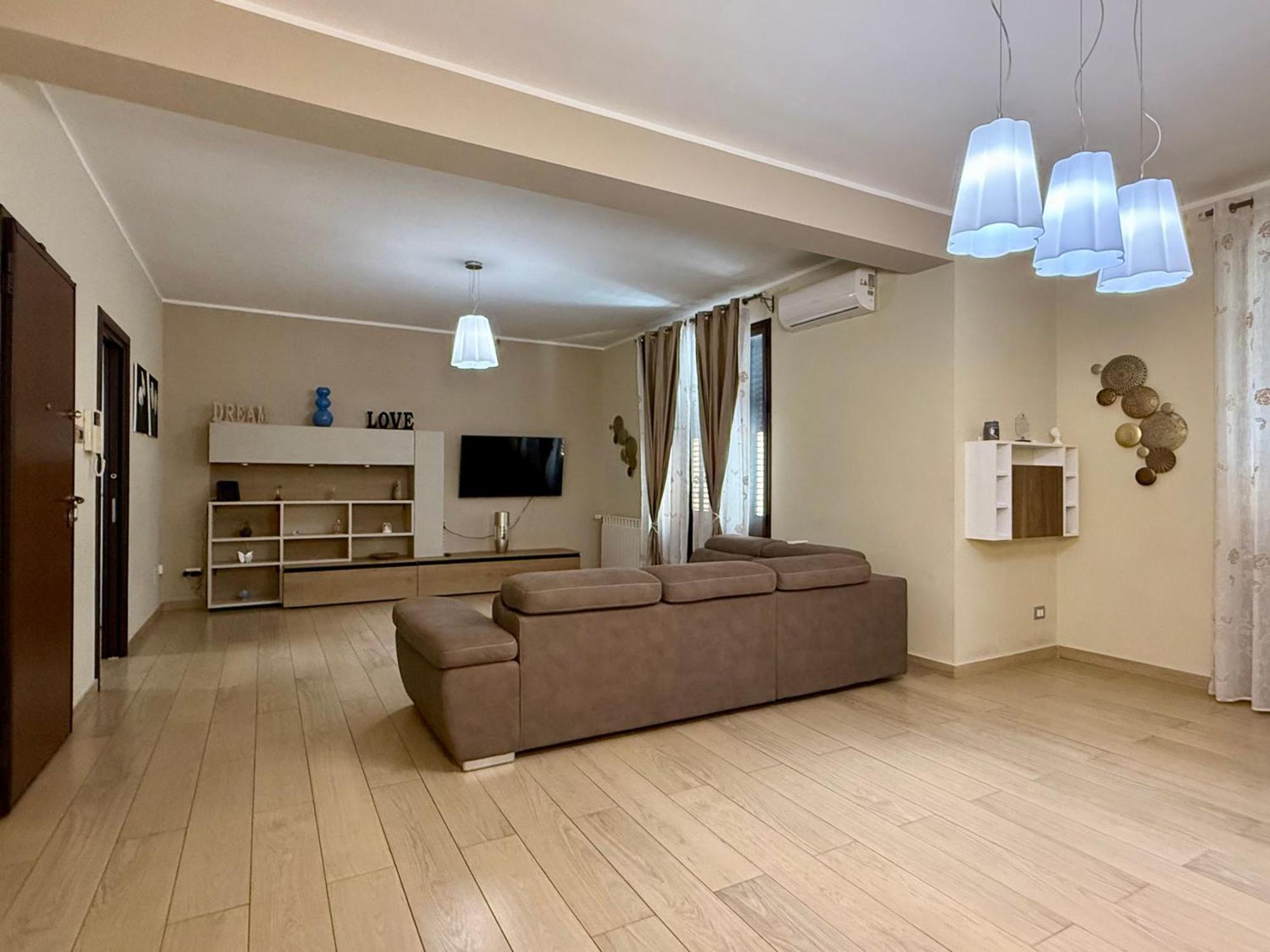 Infinity Apartment *
